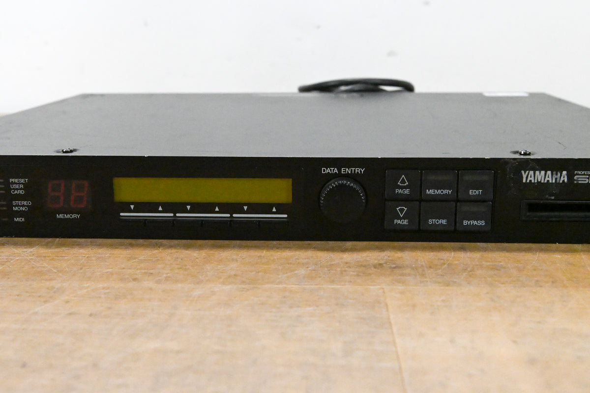 Yamaha SPX990 Multi-Effect Processor