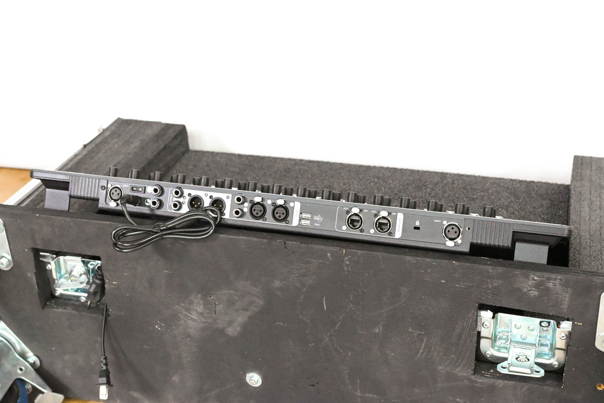AVID S3 16-Fader Control Surface w/ E3 Engine and Road Case
