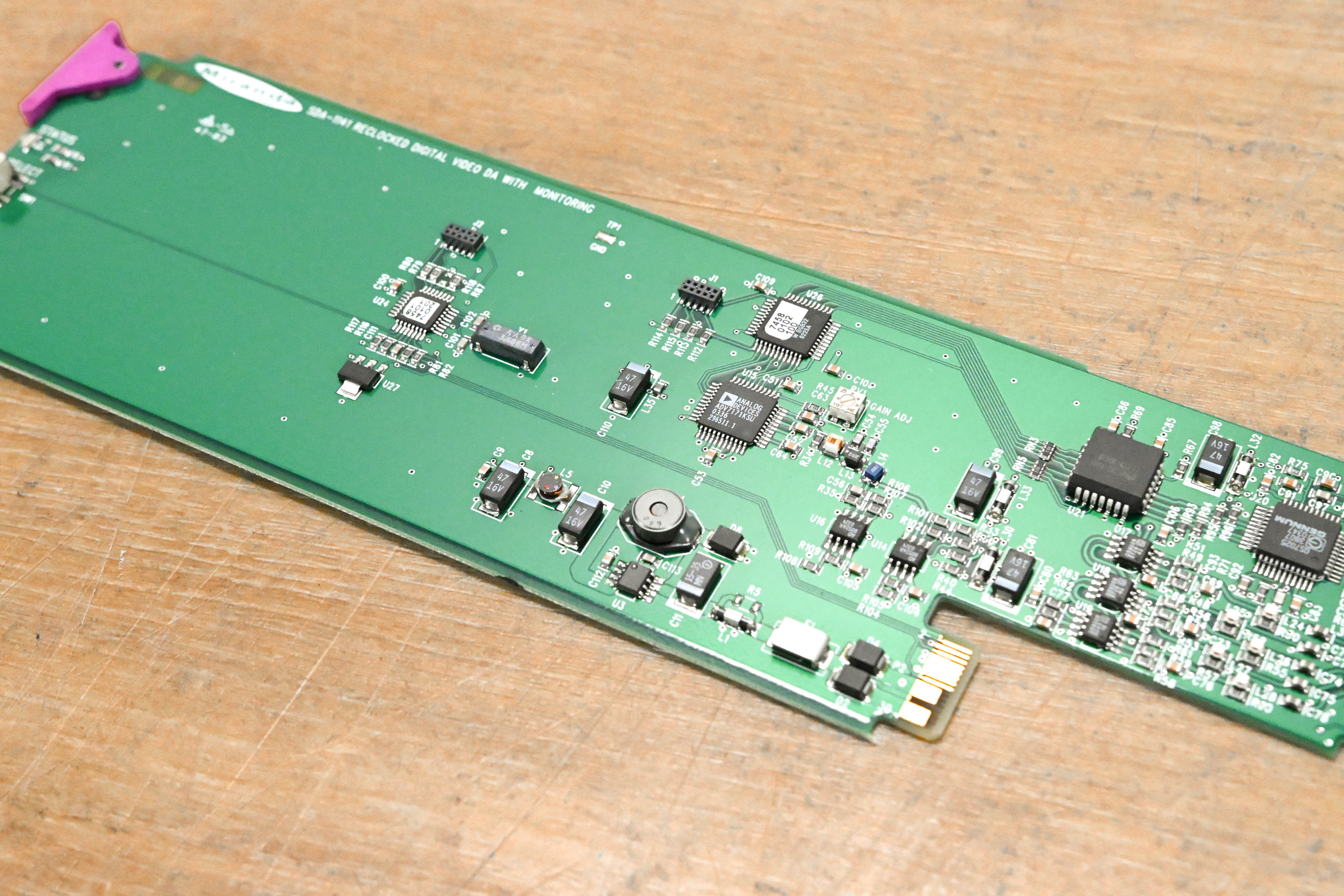 Miranda SDA-1141 Reclocked Digital Video DA with Monitoring Module