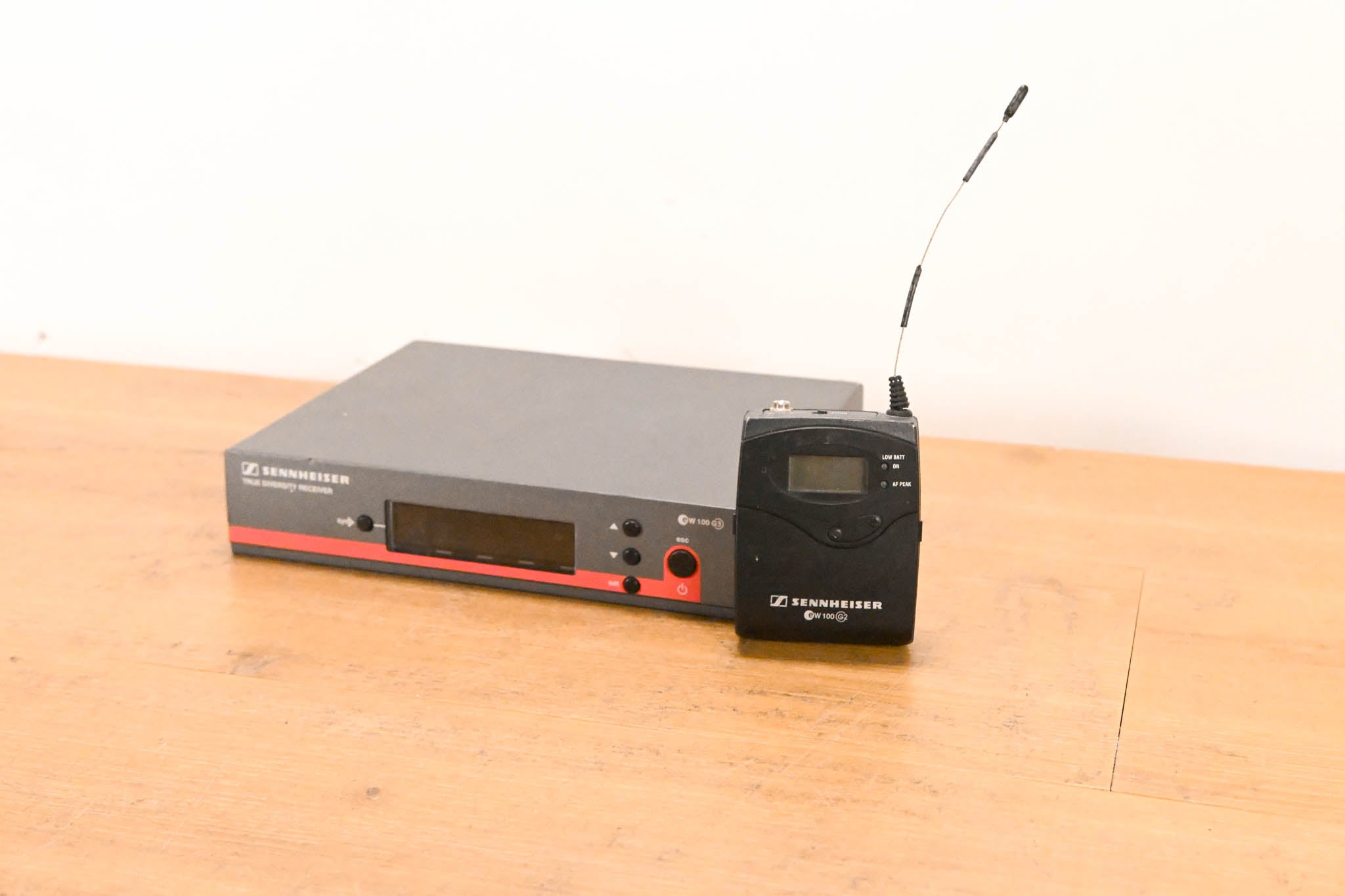 Sennheiser EM 100 G3 Receiver w/ SK 100 G2 Bodypack - A Range (NO PSU)