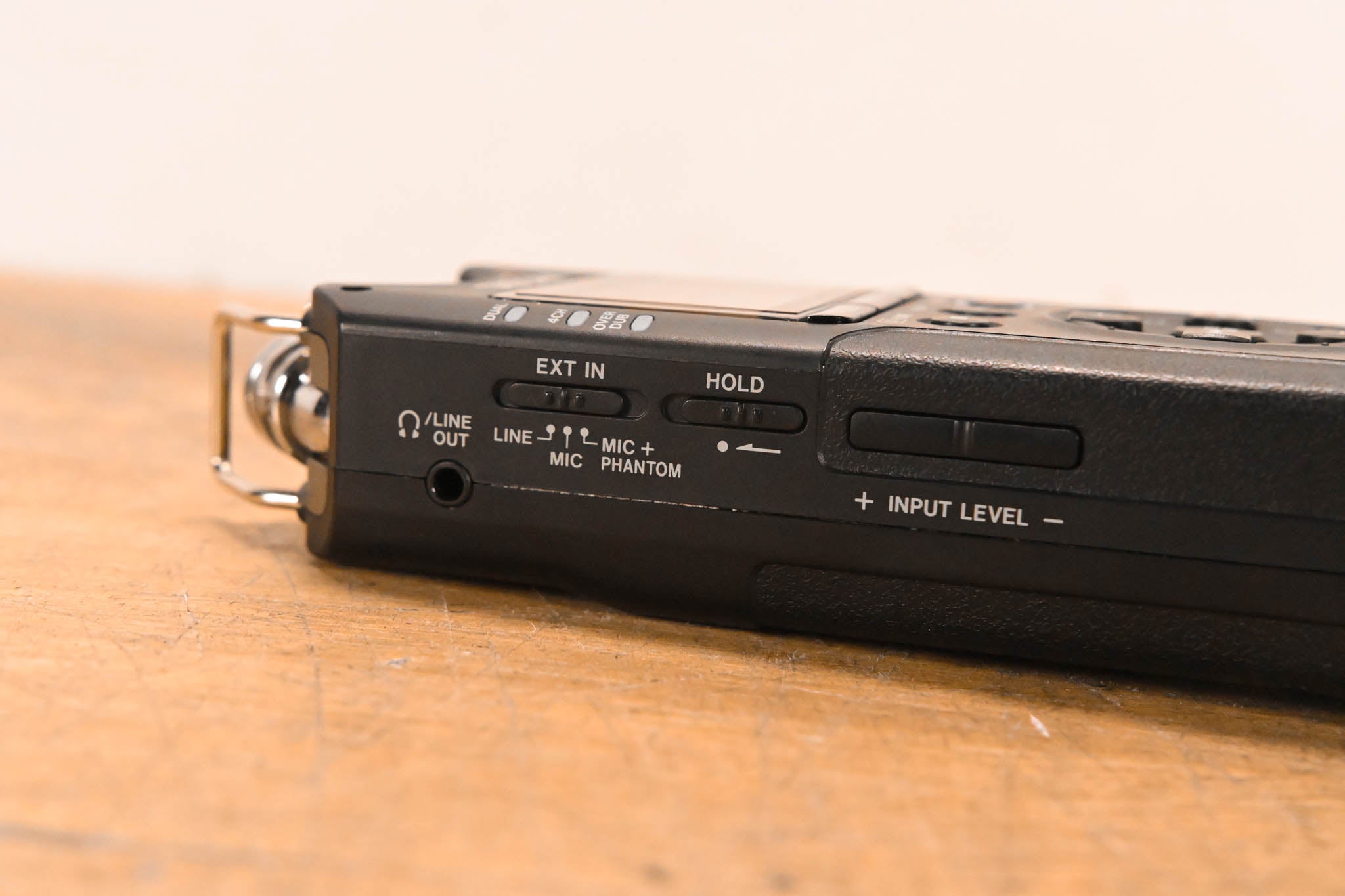TASCAM DR-40 Handheld 4-Track Recorder