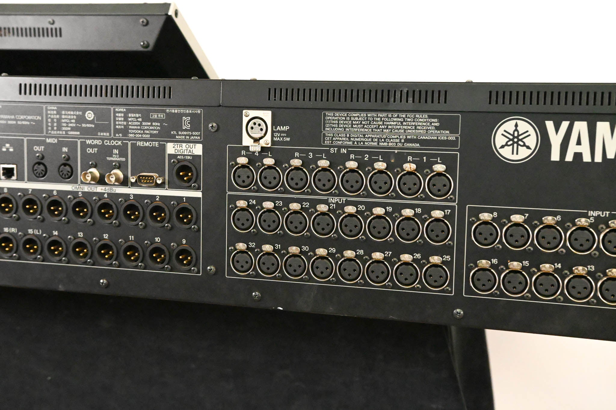 Yamaha M7CL-48 48-Channel Digital Audio Mixing Console