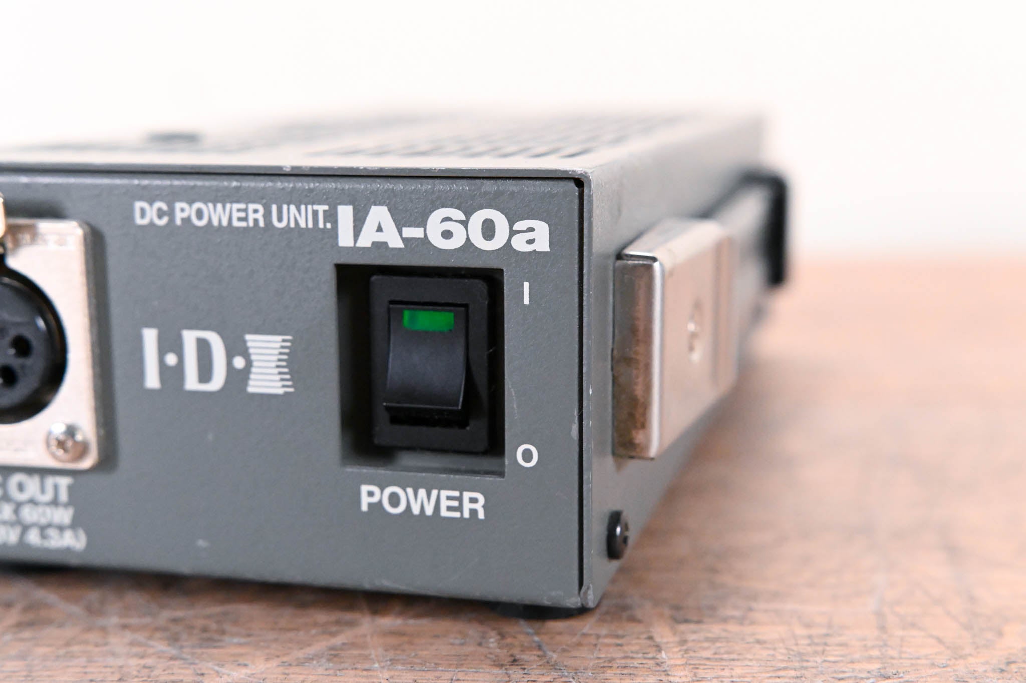 IDX System Technology IA-60a Single-Channel DC Power Supply