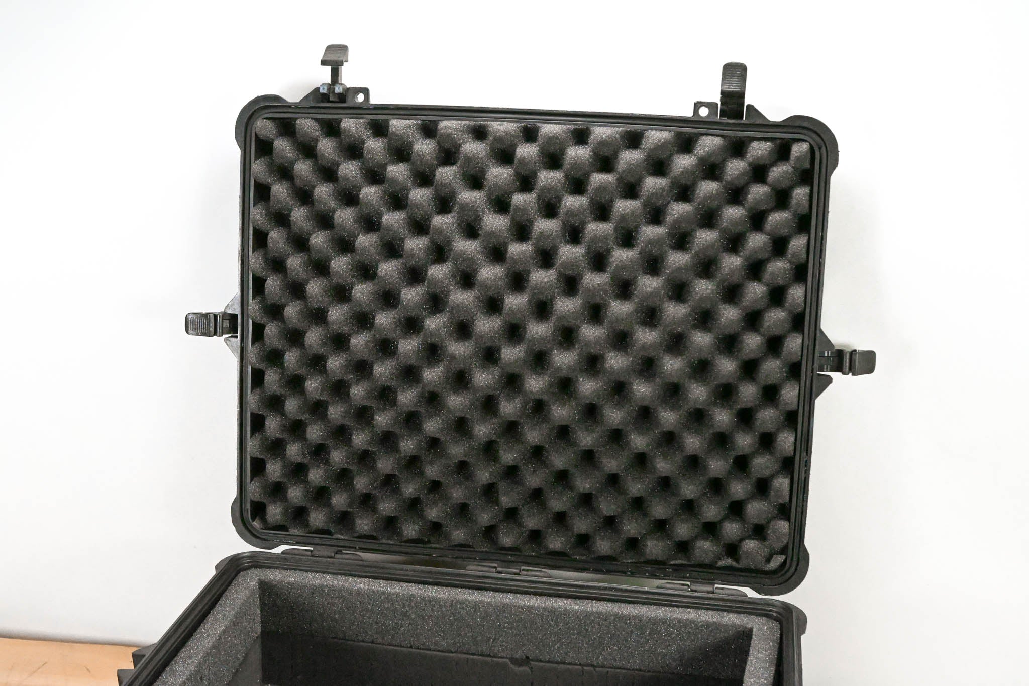 Pelican 1600 Protector Case