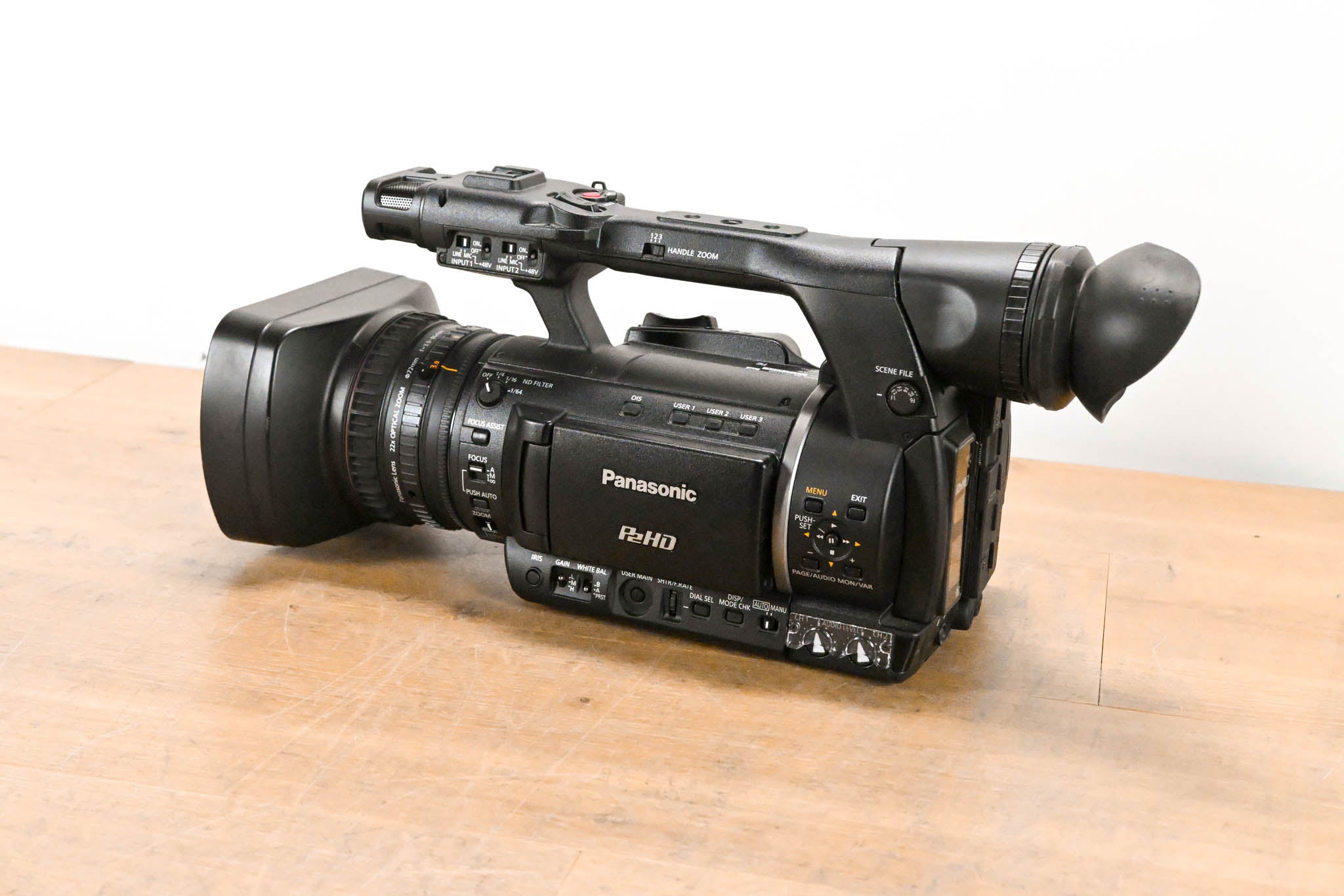 Panasonic AG-HPX250P P2 HD Handheld Camcorder
