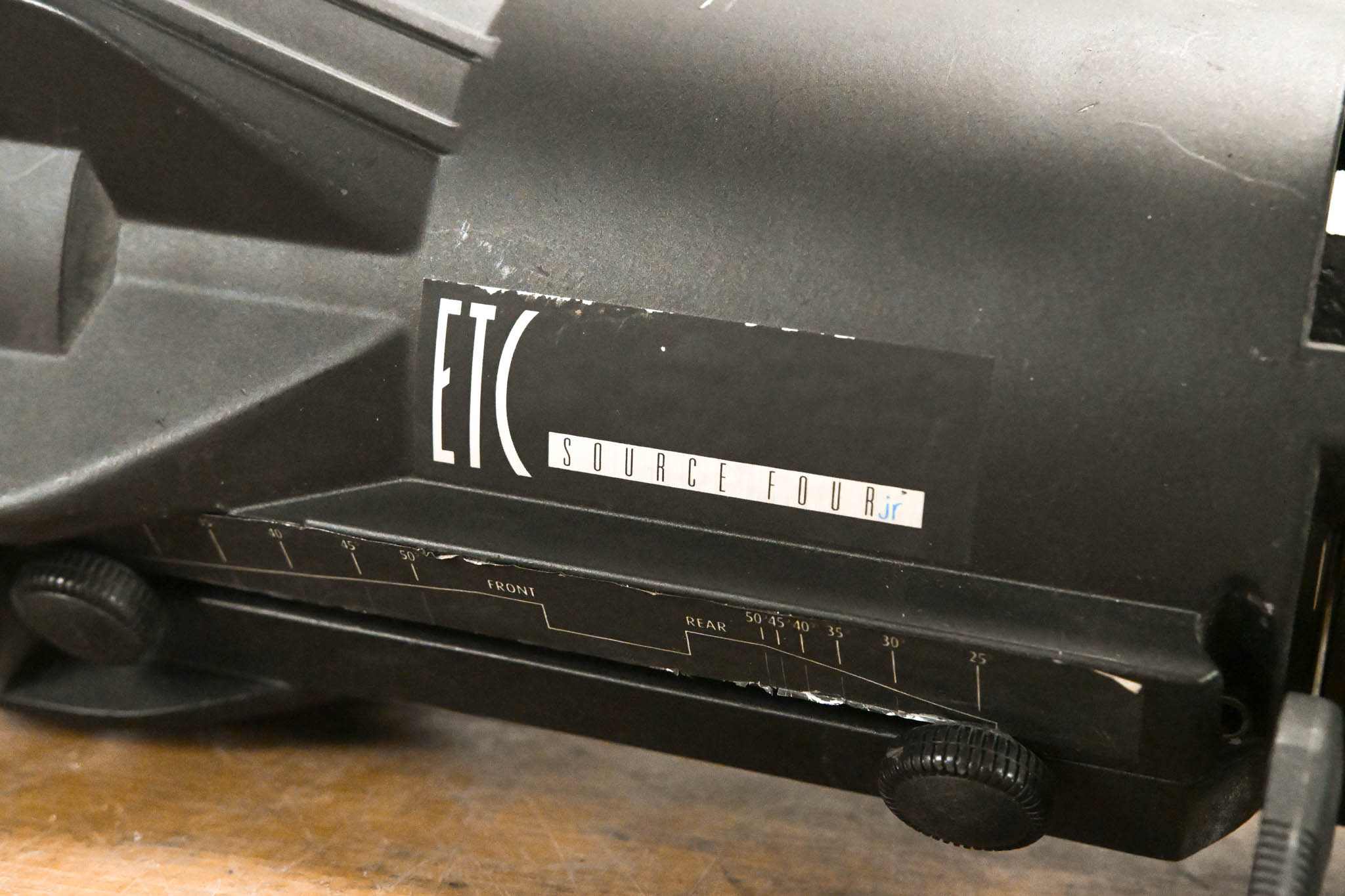 ETC Source Four Jr 25-50 Degree Zoom 575 Ellipsoidal Light