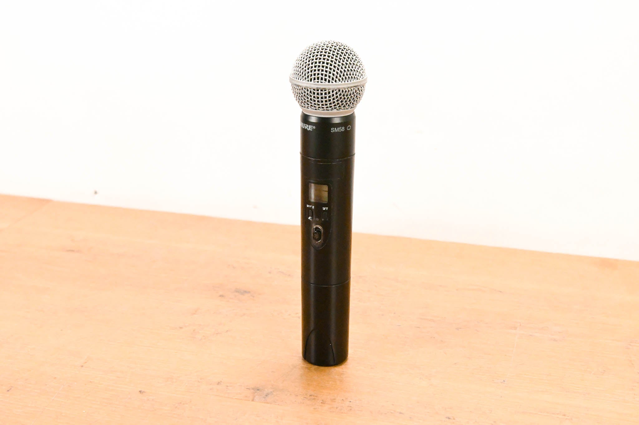 Shure ULXP24/58 Handheld Wireless System - J1 Band (NO POWER SUPPLY)