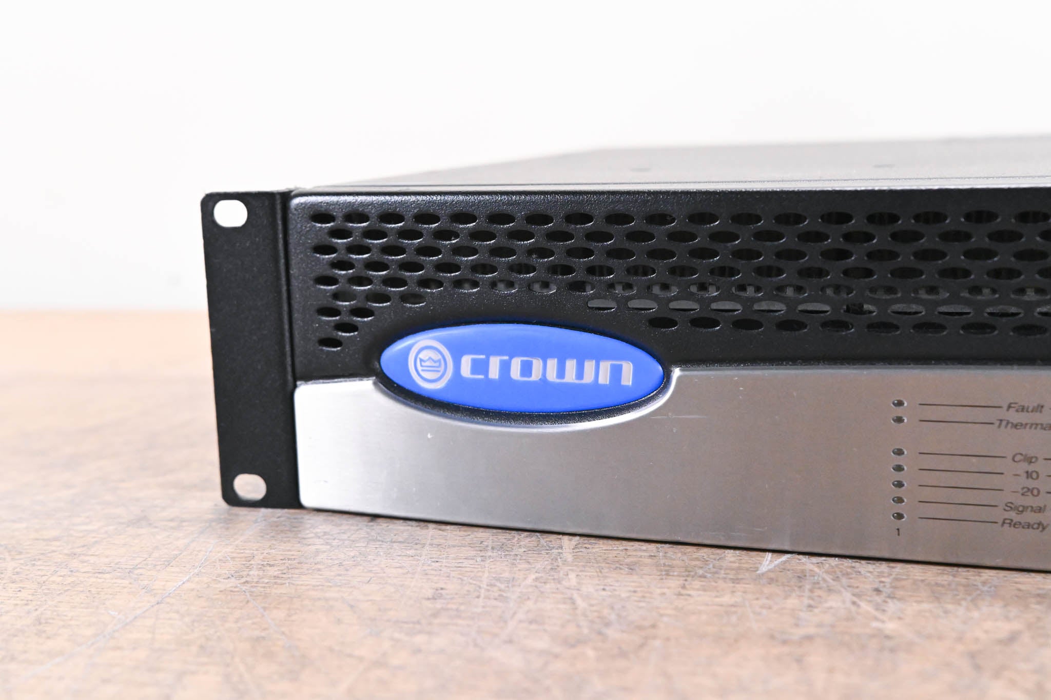 Crown CTs 3000 2-Channel Power Amplifier