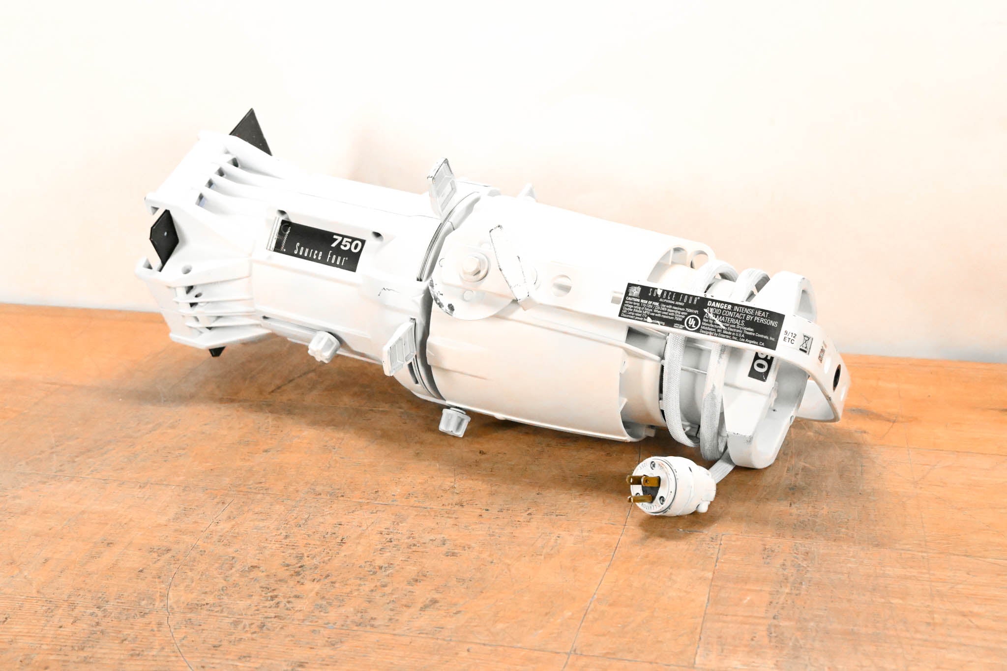 ETC Source Four 750 50 Degree Ellipsoidal Light