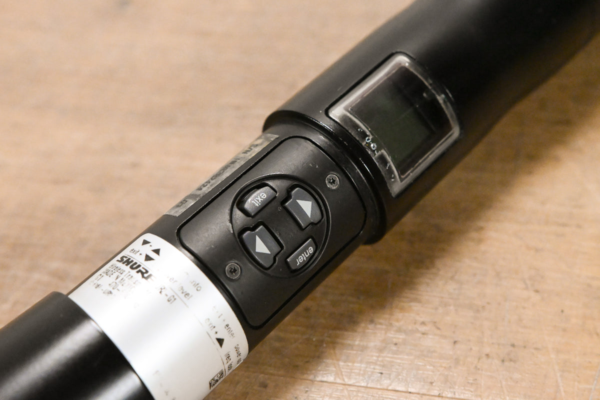Shure UR2/SM58 Wireless Handheld Transmitter w/ SM58 Capsule - G1 Band