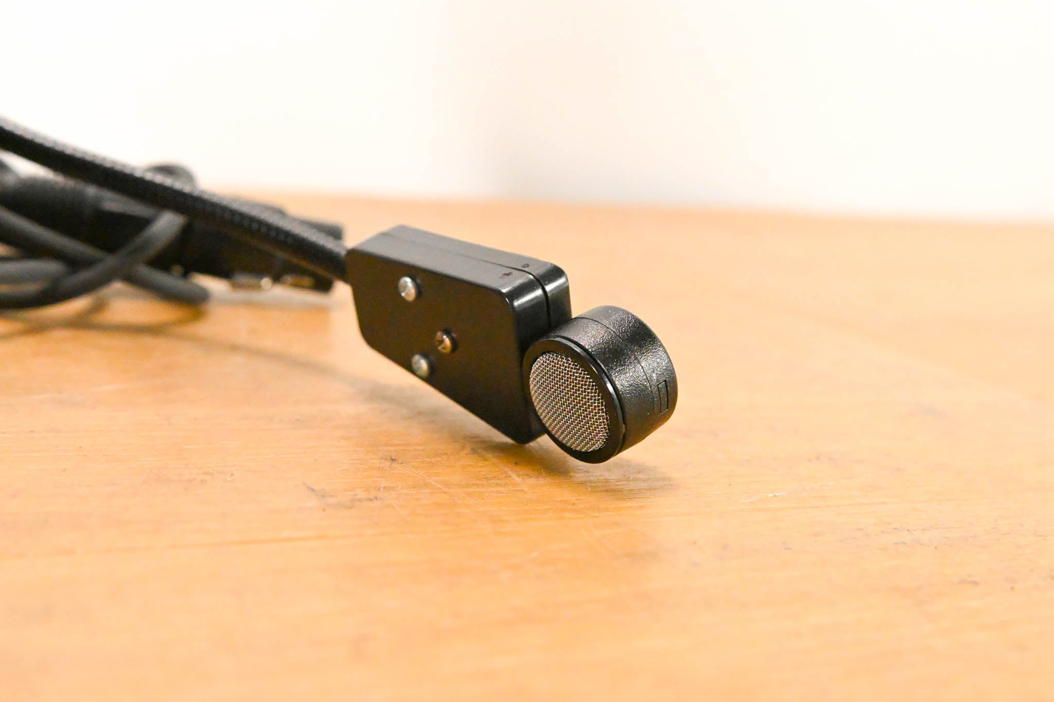Telex HR-1 Single-Sided Headset with Flexible Dynamic Boom Mic