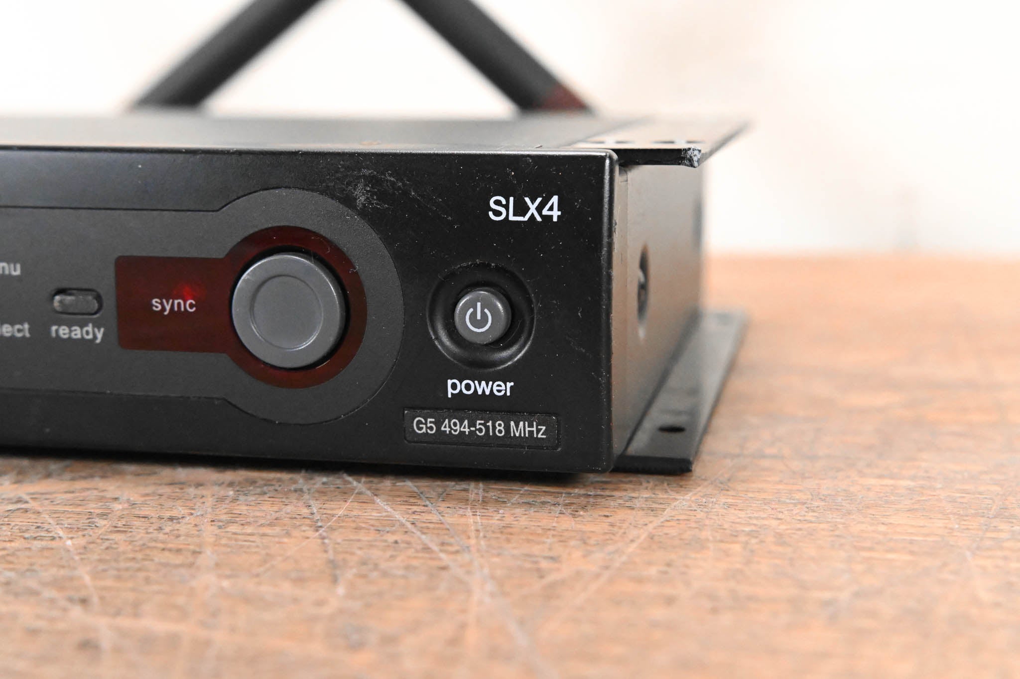 Shure SLX4 Wireless Receiver - G5 Band: 494-518 MHz