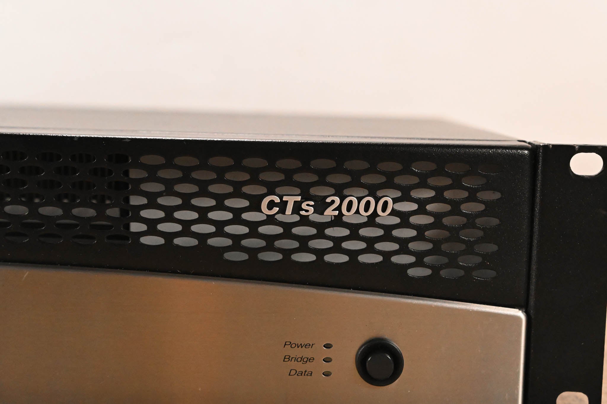 Crown CTs 2000 Two-Channel 1000W Power Amplifier