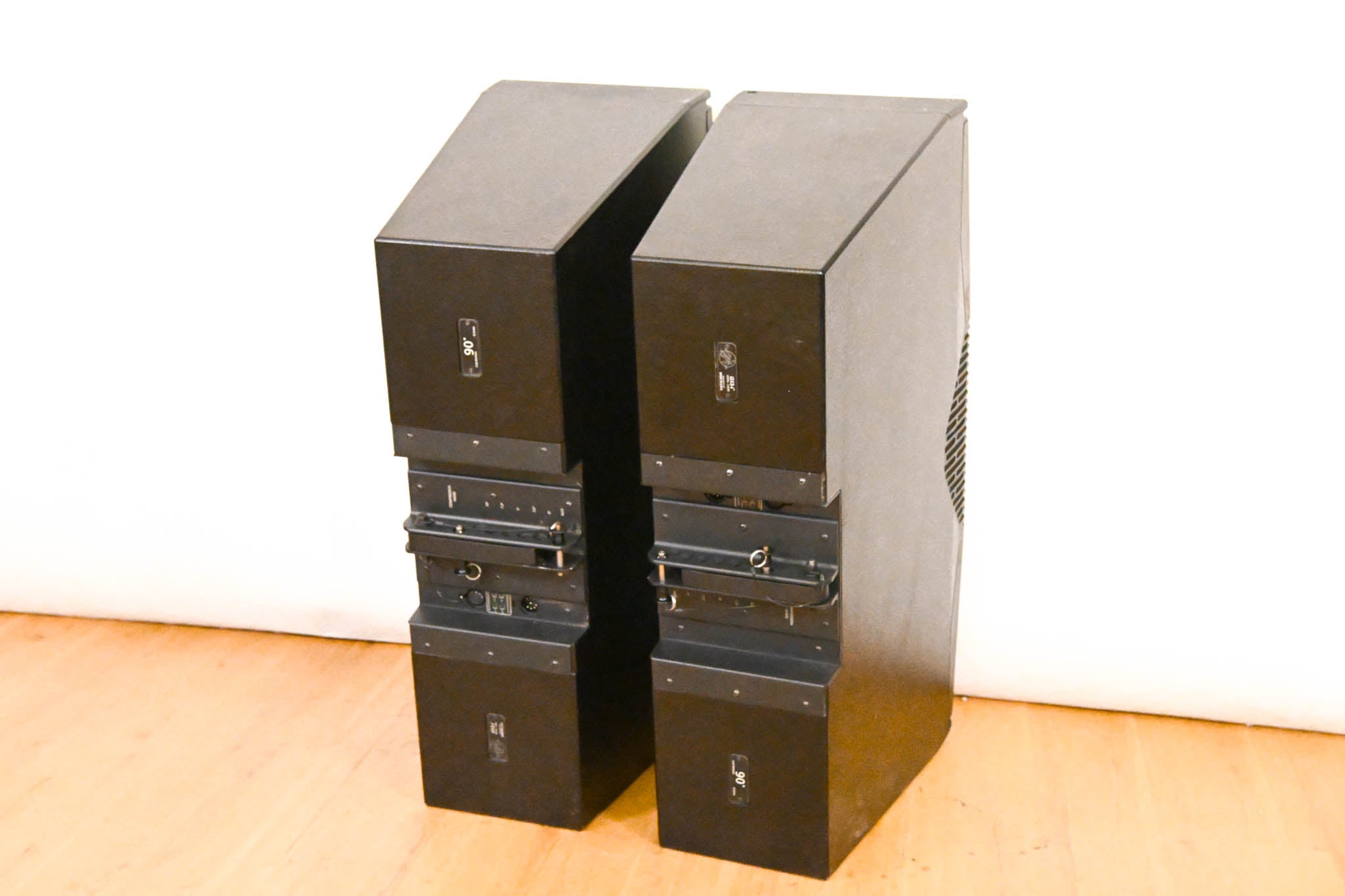 Clair Bros i212-i Dual 12" Install Line Array Speakers 90° (PAIR)