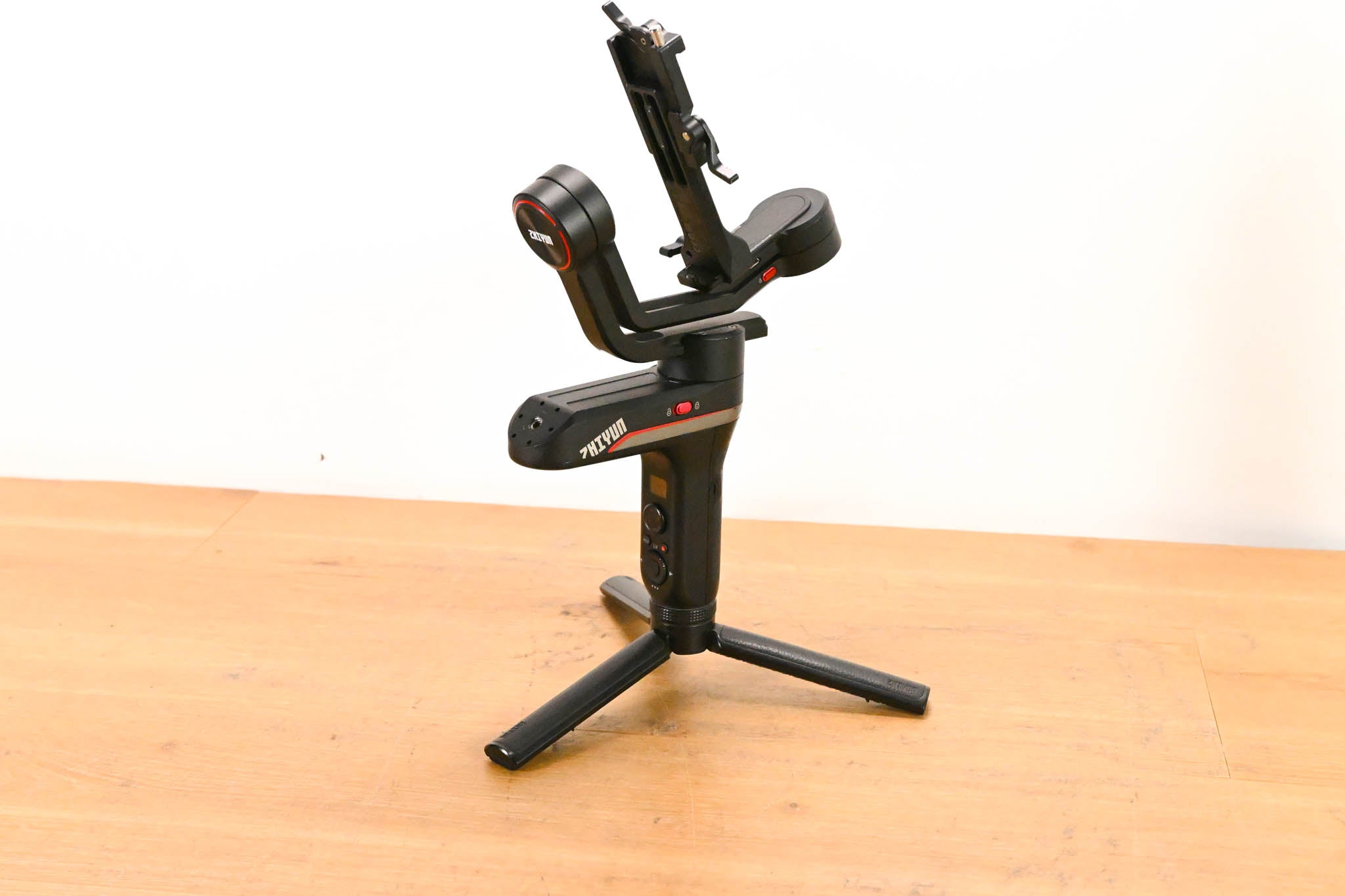 Zhiyun Weebill S 3-Axis Gimbal Stabilizer for Mirrorless & DSLR Cameras