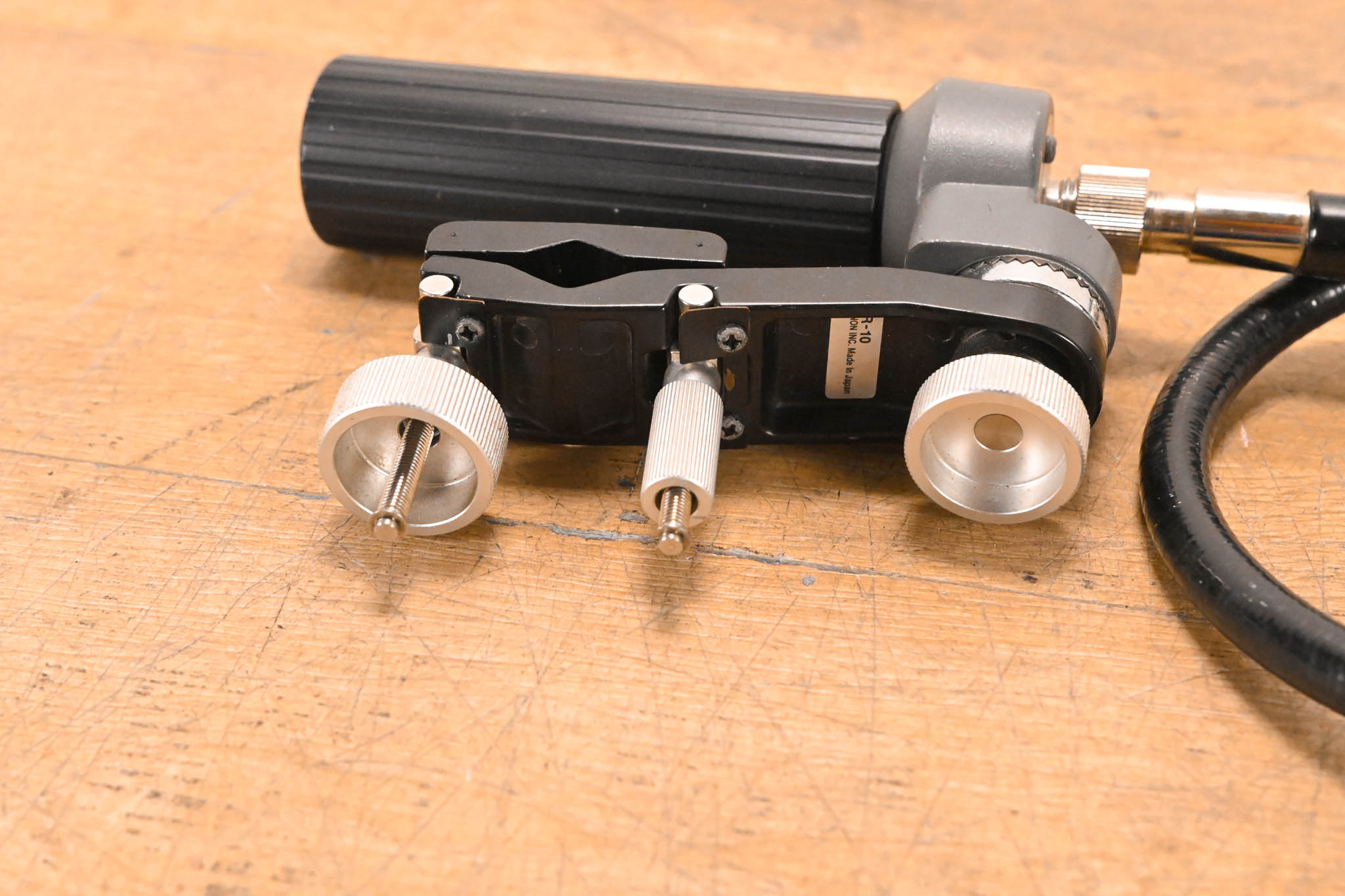 Canon FFC-200 Focus Manual Controller with CR-10 Clamper