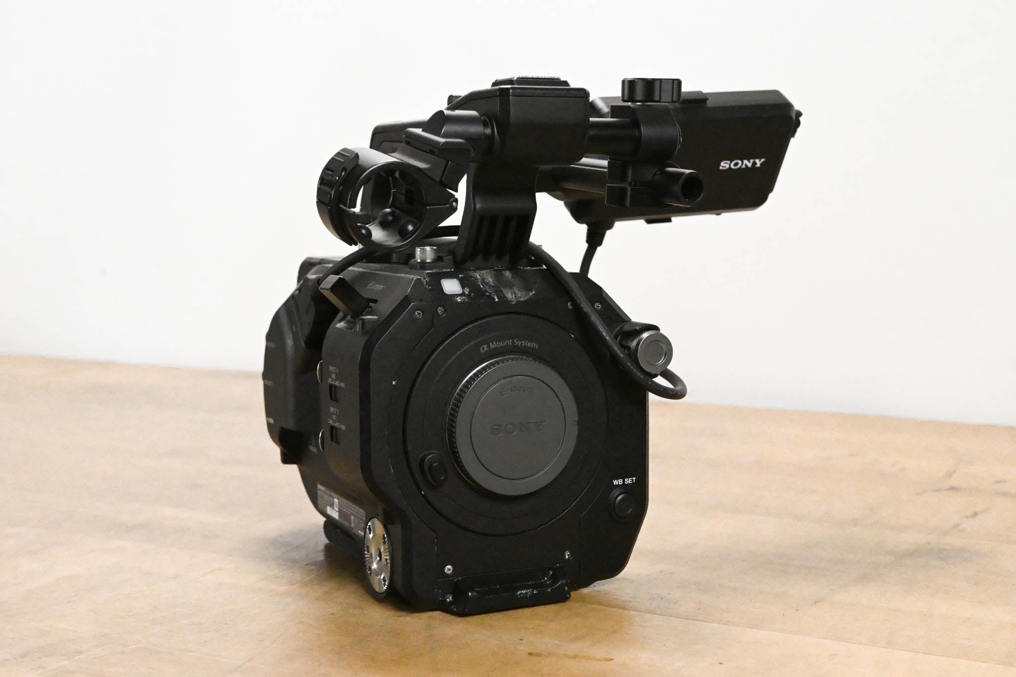 Sony PXW-FS7 XDCAM Super 35 Professional Camcorder