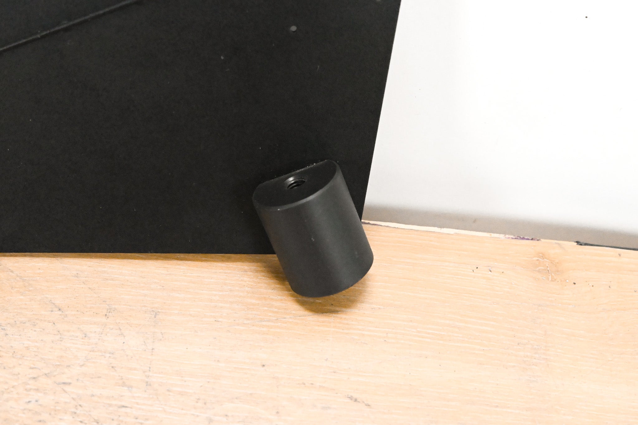 Sennheiser A-2003-UHF Passive Directional Antenna - 450-960 MHz