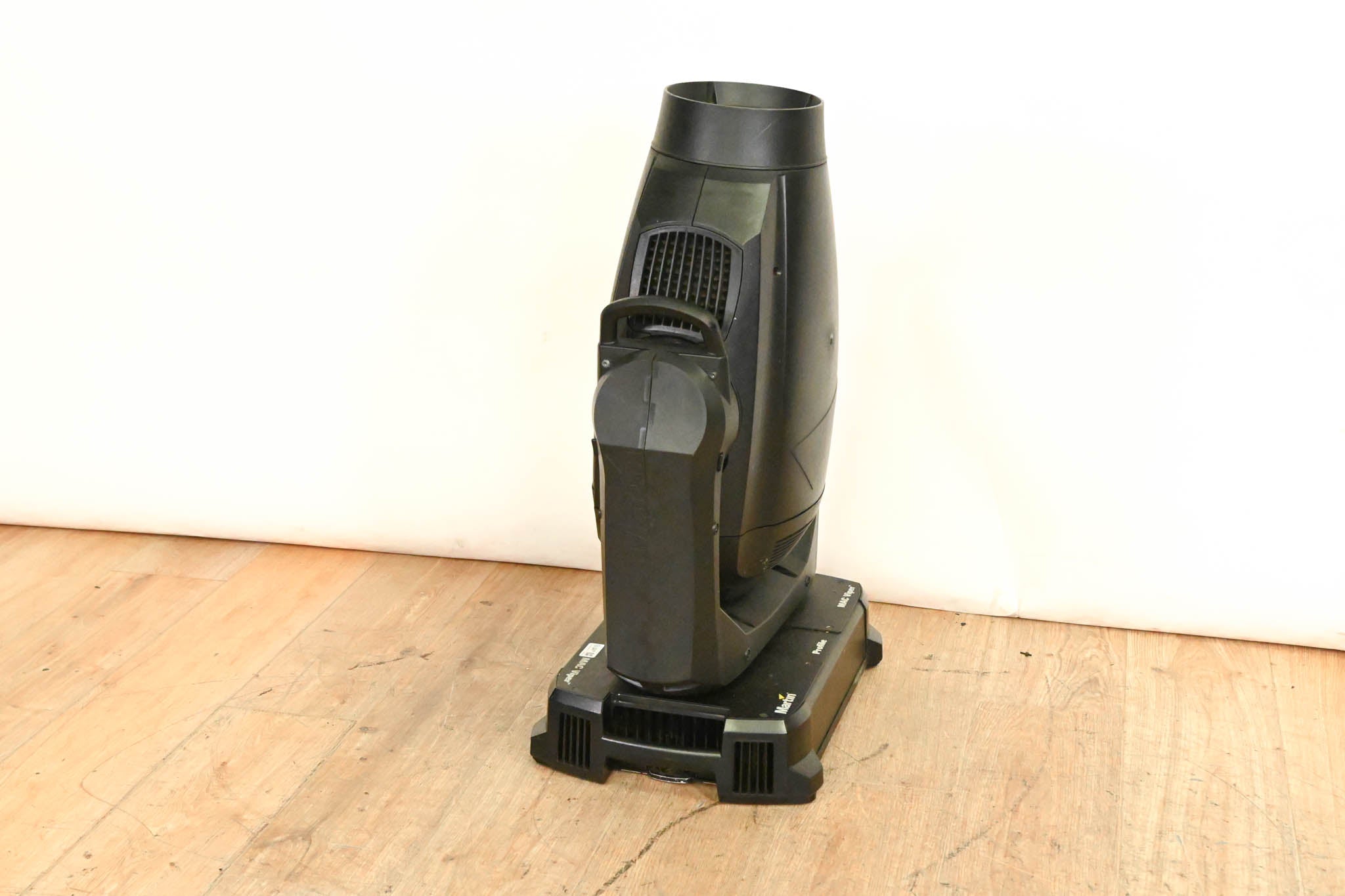 Martin MAC Viper Profile High Output Discharge-Based Moving Light