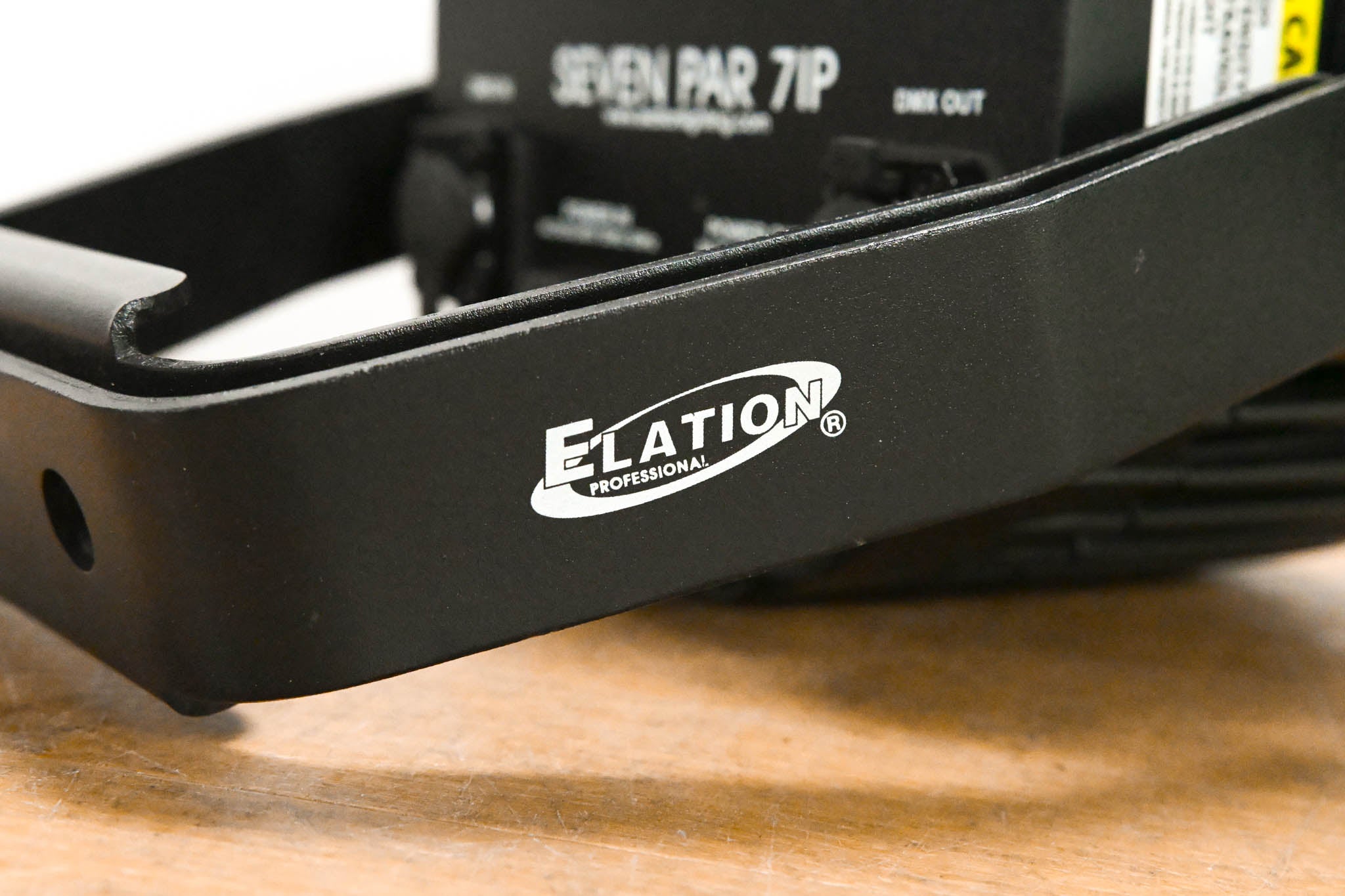 Elation SEVEN PAR 7IP 7-Color LED Par Wash Light (NO POWER CABLE)