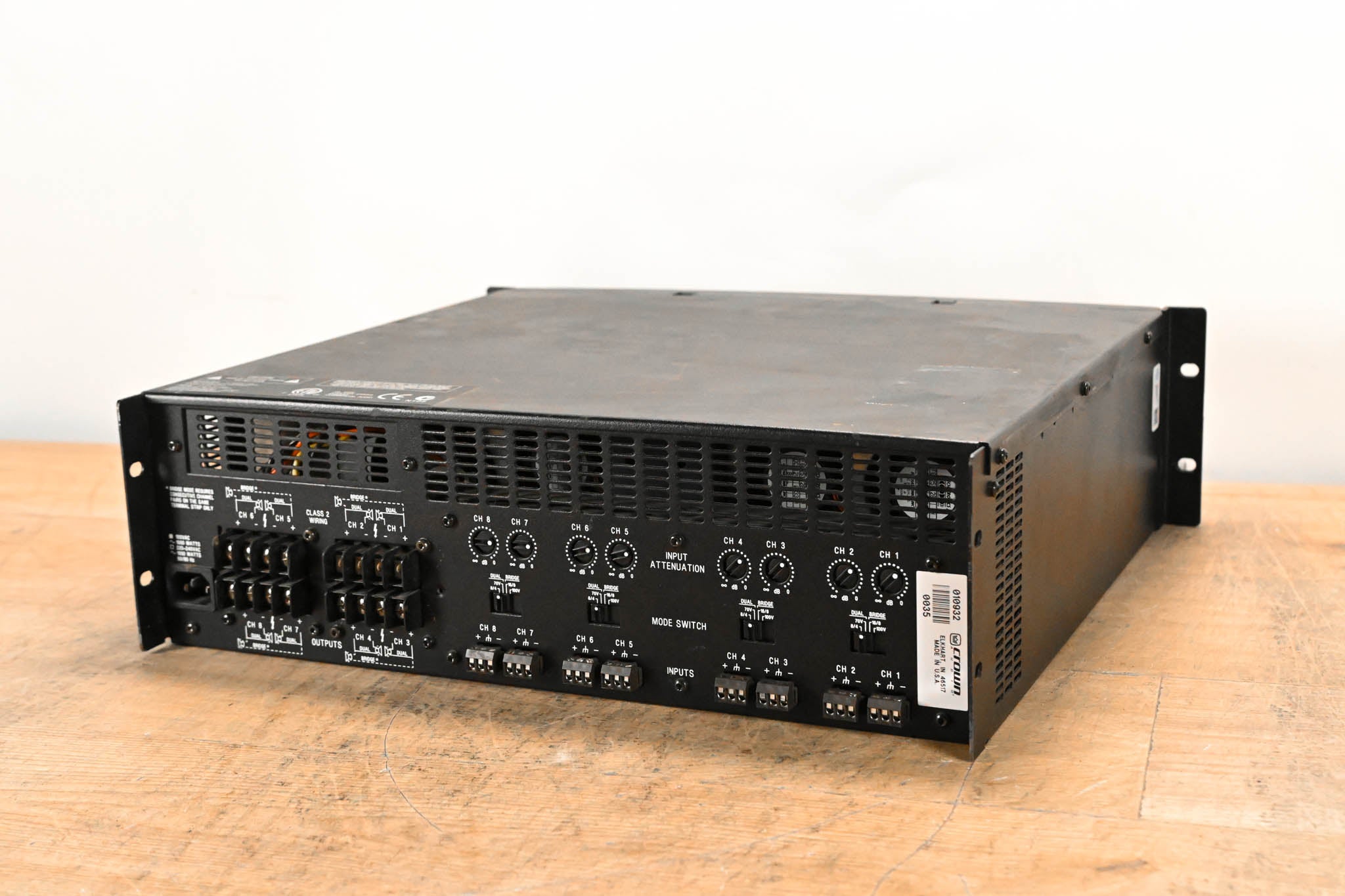 Crown CTs 8200 200W 8-Channel Power Amplifier