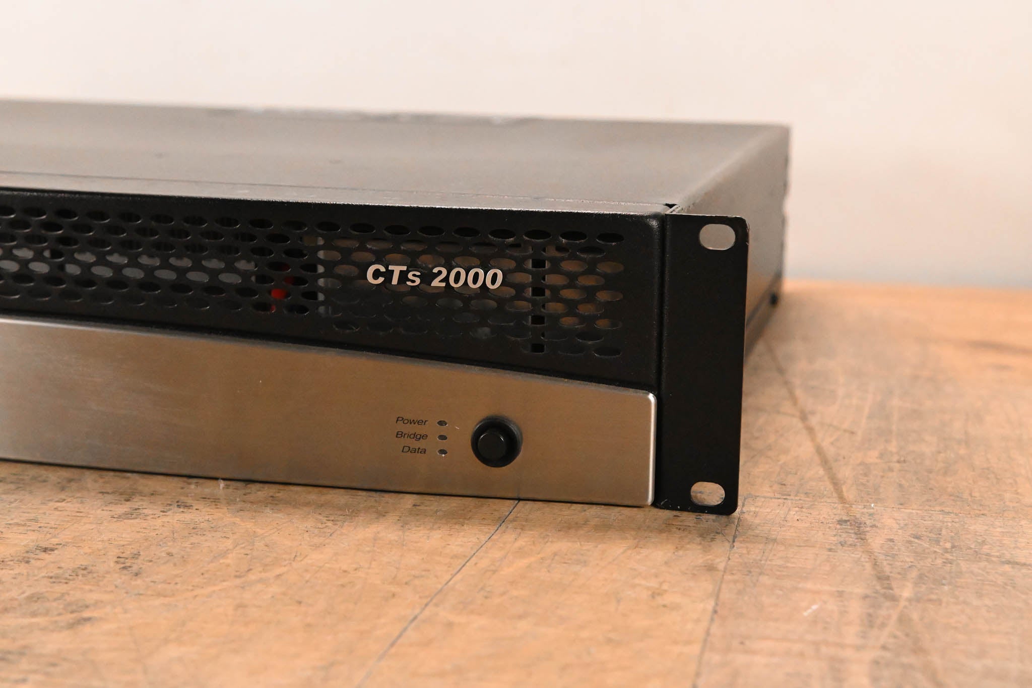 Crown CTs 2000 2-Channel 1000W Power Amplifier