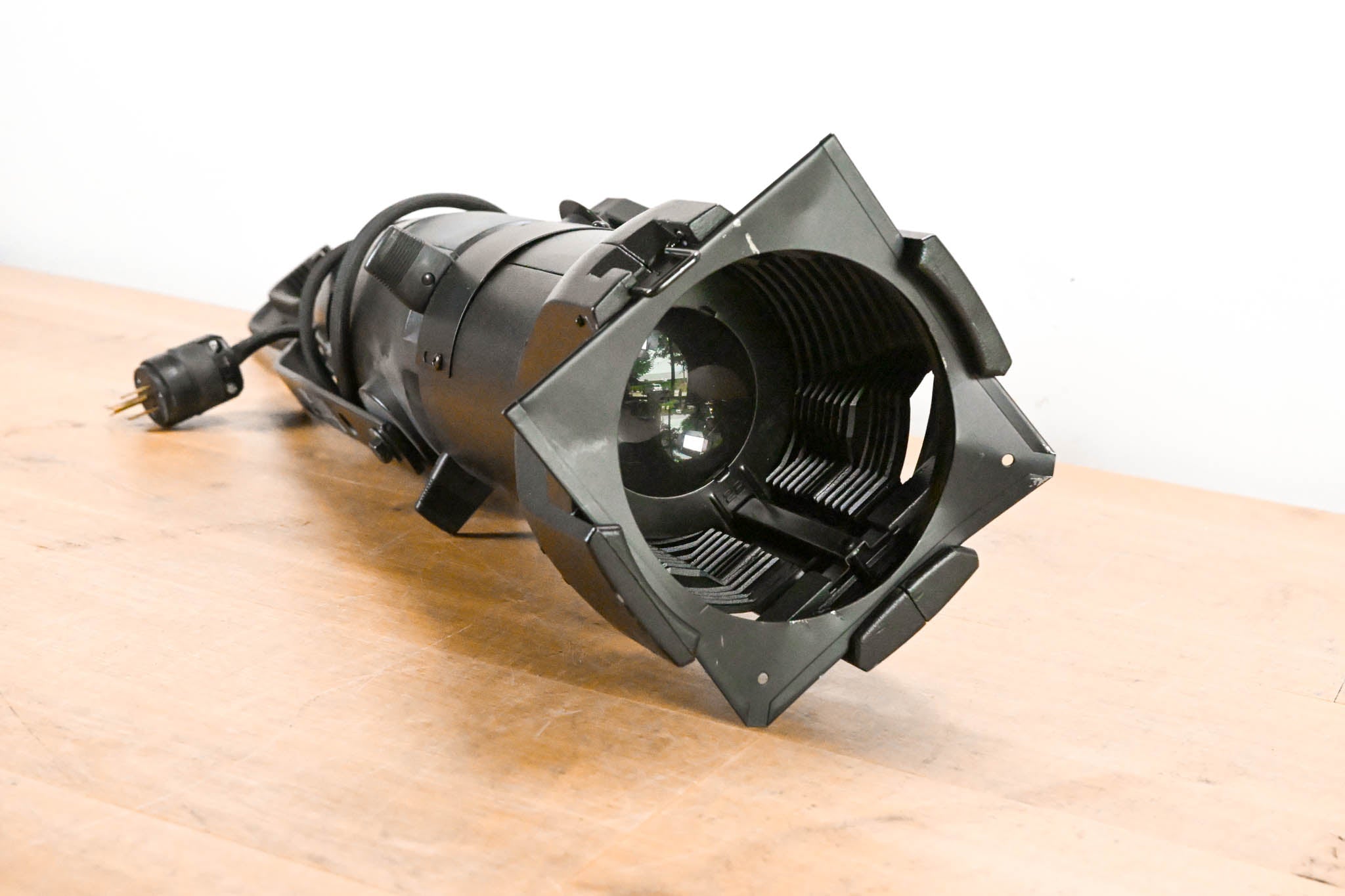 ETC Source Four Jr 26 Degree 575 Ellipsoidal Light