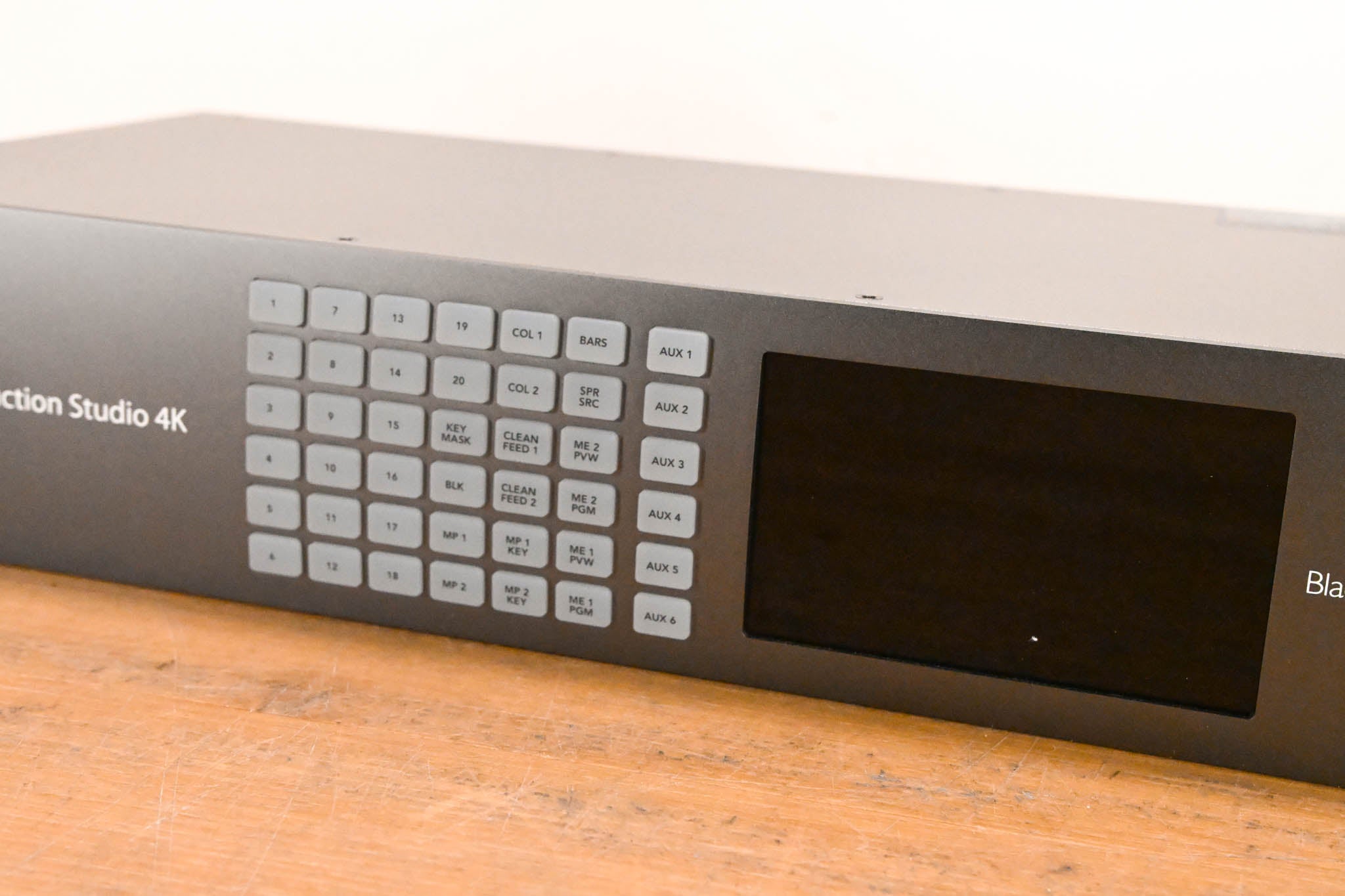 Blackmagic Design ATEM 2 M/E Production Studio 4K