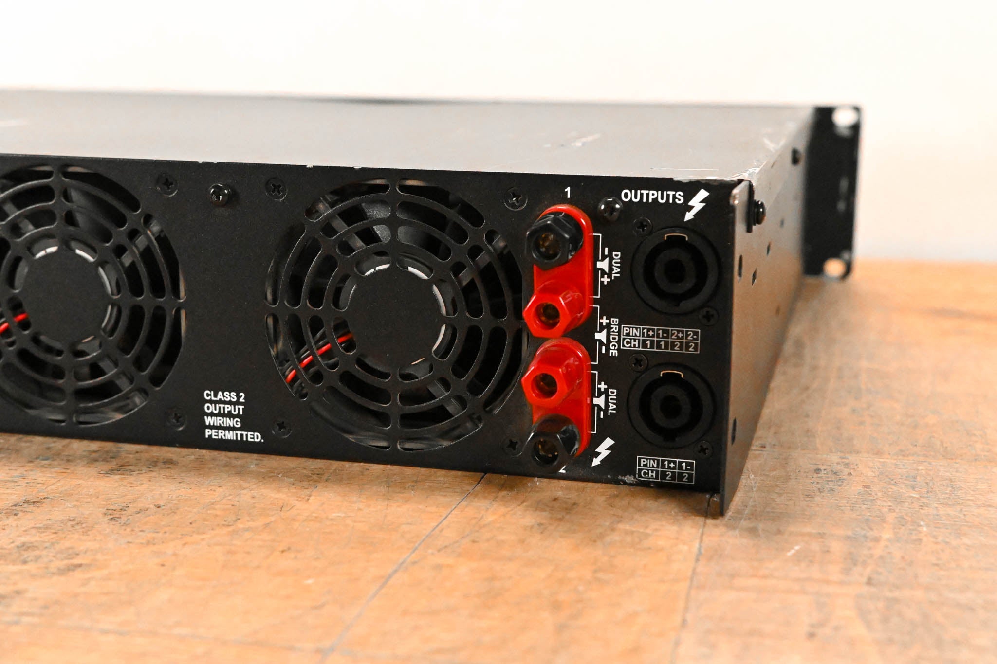Crown XLS 402 2-Channel Power Amplifier