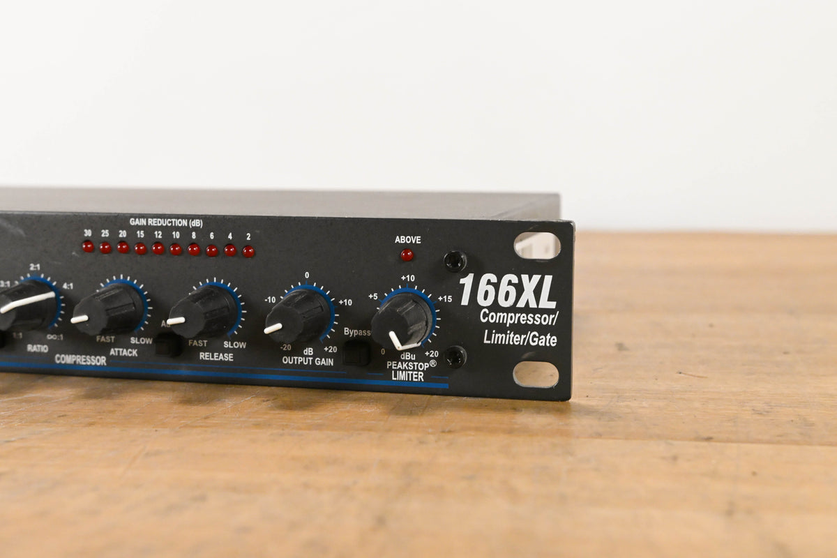 dbx 166XL 2-Channel Compressor/Limiter/Gate