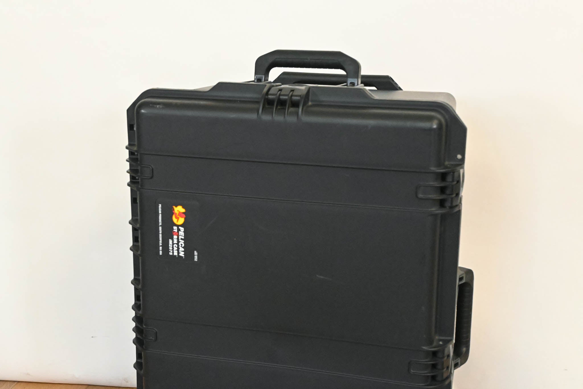 Pelican Storm Case iM2975 - Interior Dimensions: 29.8" x 20.8" x 10.2"