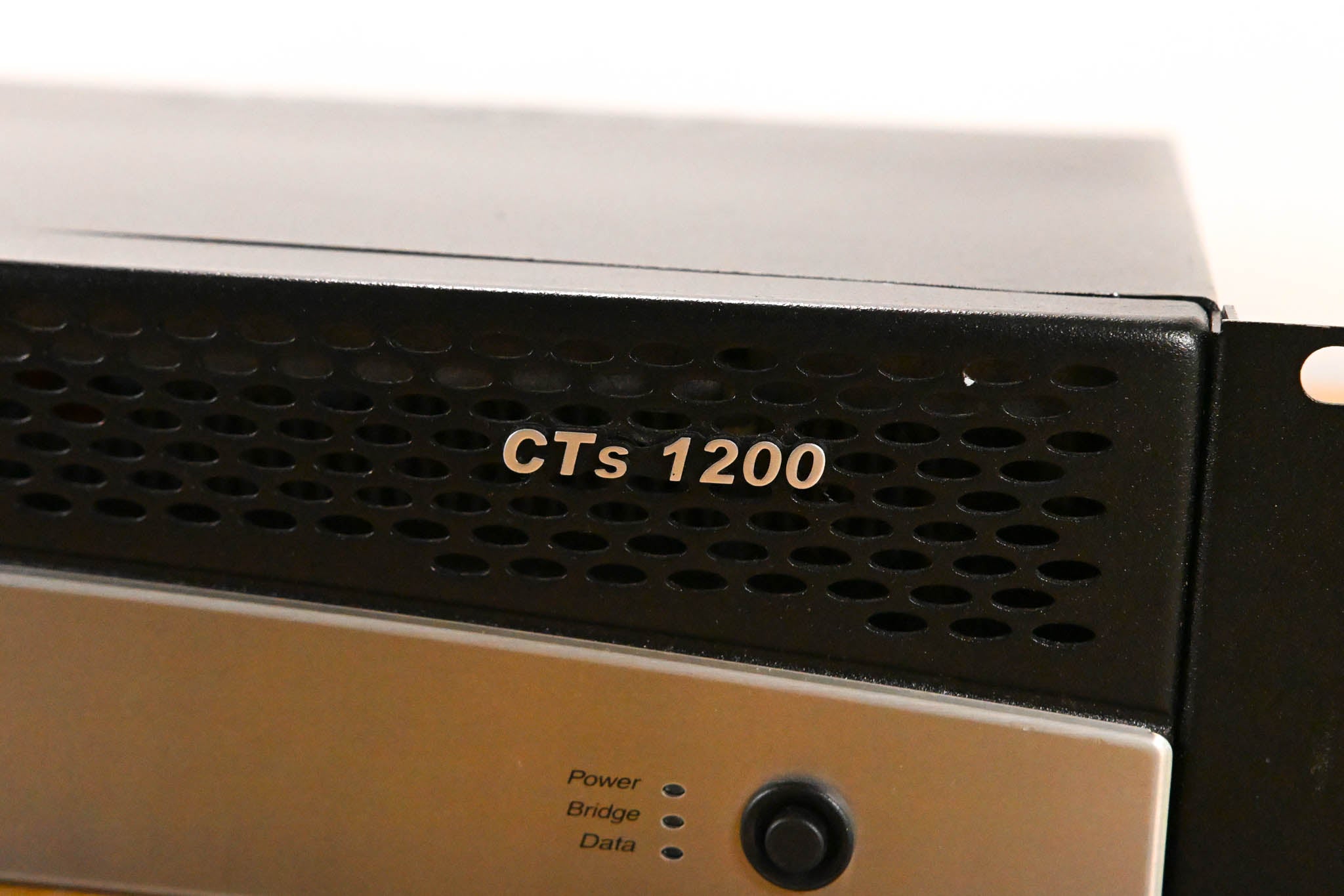 Crown CTs 1200 Two-Channel 600W Power Amplifier