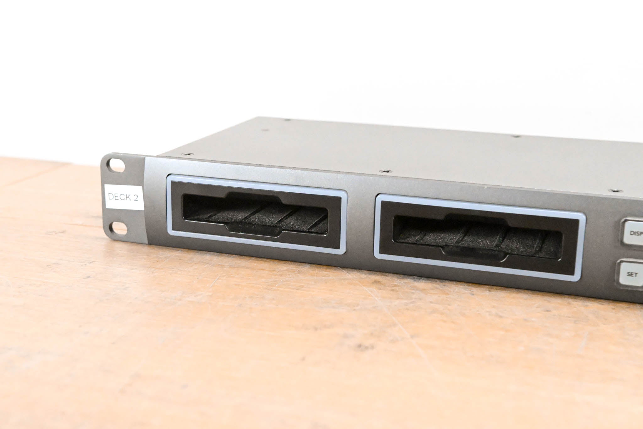 Blackmagic Design HyperDeck Studio Pro 2