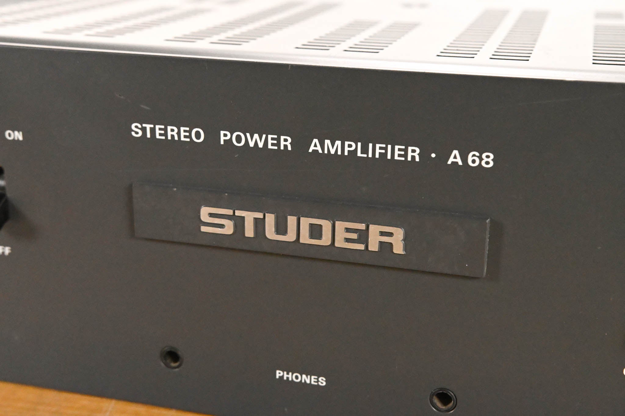 Studer A68 Stereo Power Amplifier