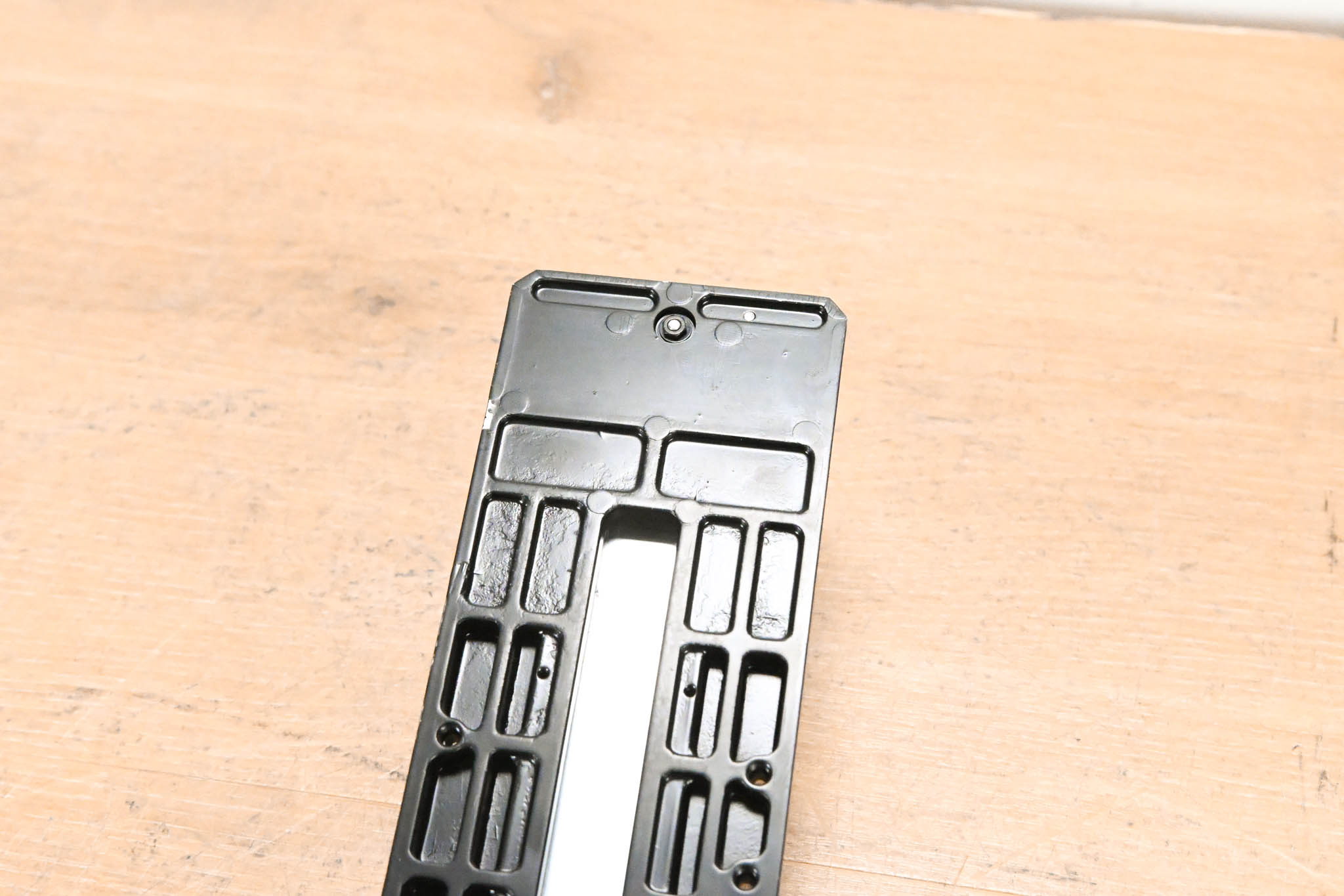Ikegami T-791 Tripod Mounting Plate
