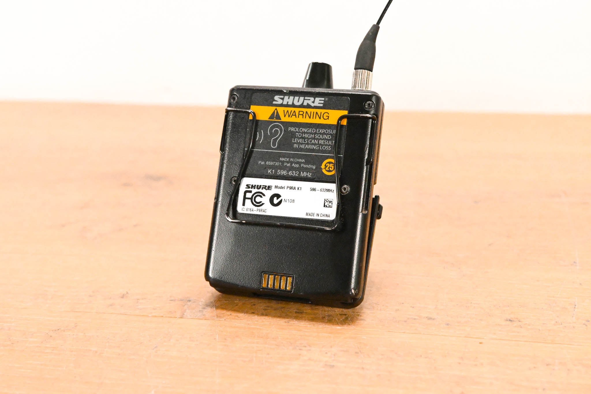 Shure P9RA-K1 Wireless Bodypack Receiver - K1 Band: 596-632 MHz