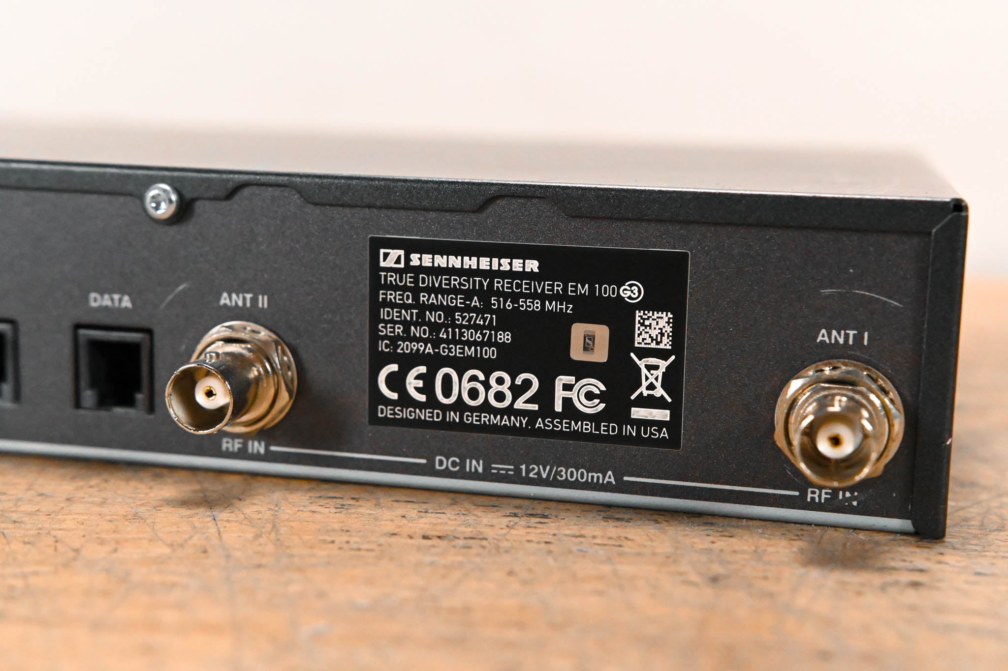 Sennheiser EM 100 G3 Wireless Receiver - 516-558 MHz (NO POWER SUPPLY)