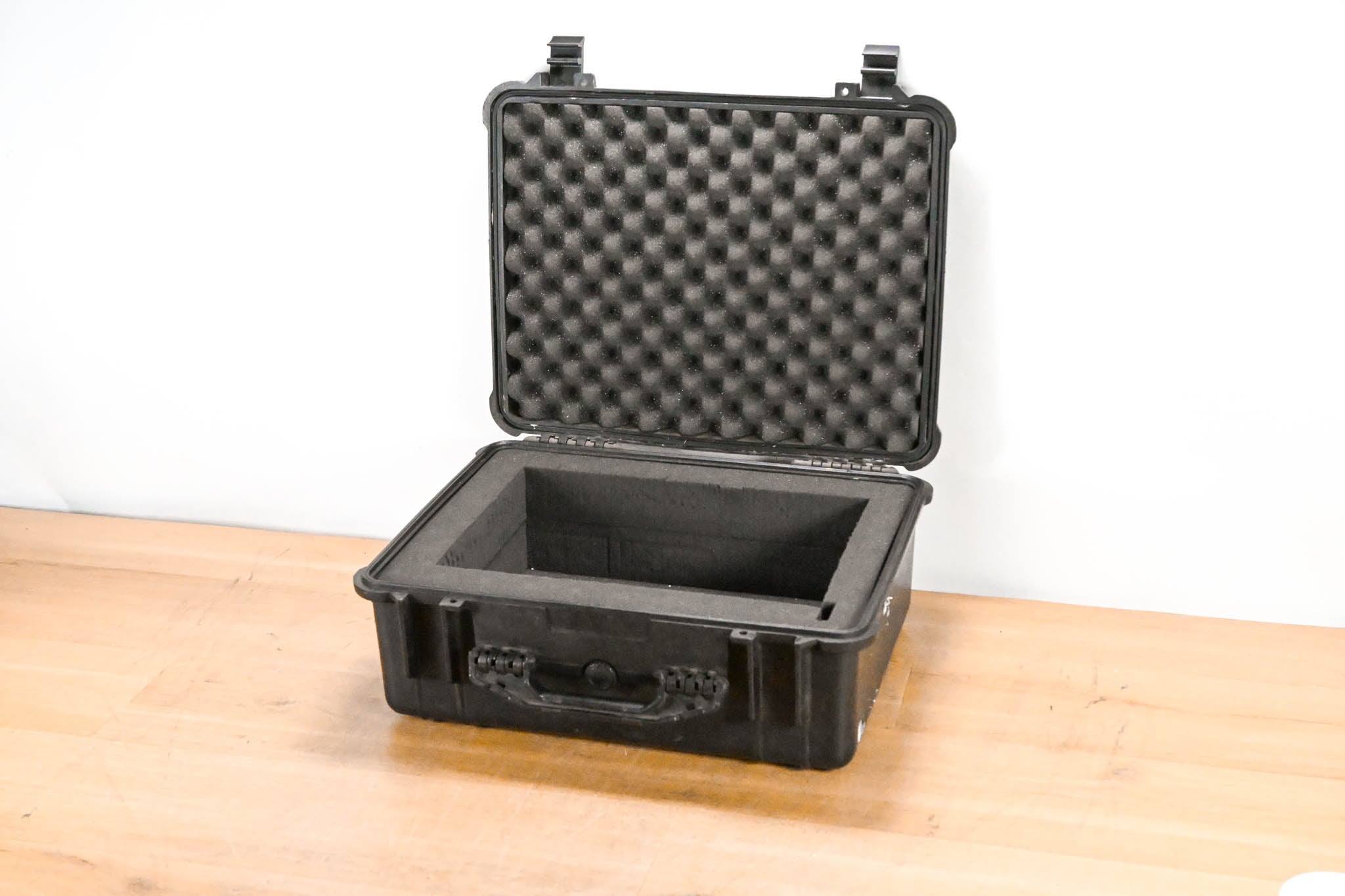 Pelican 1550 Protector Case with Foam