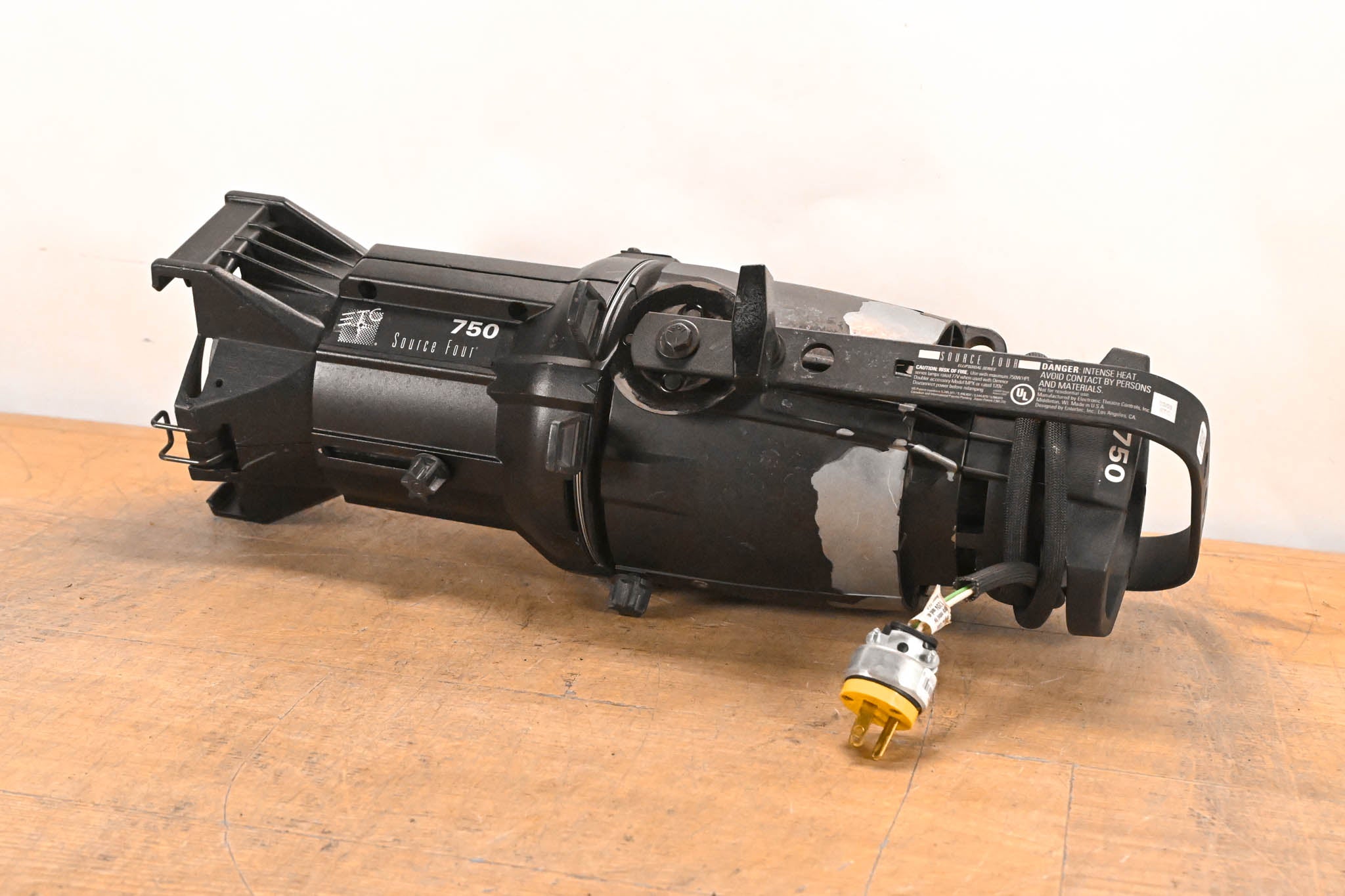 ETC Source Four 750 19 Degree Ellipsoidal Light