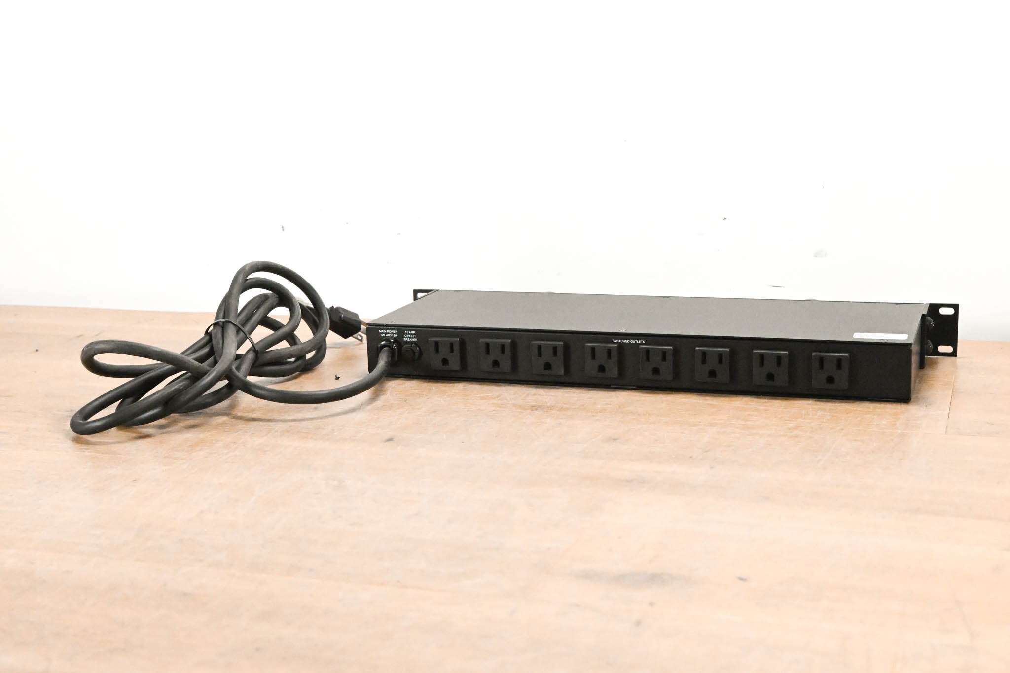 Panamax ML-4200 MAX LIGHT 4200 RacMax Rack Light with Surge Protector