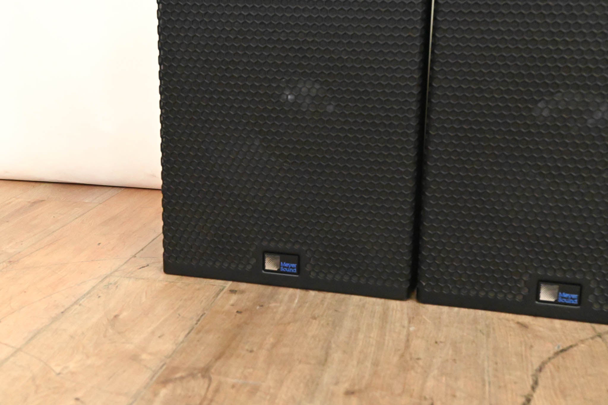 Meyer Sound UPA-1P Compact Wide Coverage Loudspeaker (PAIR)