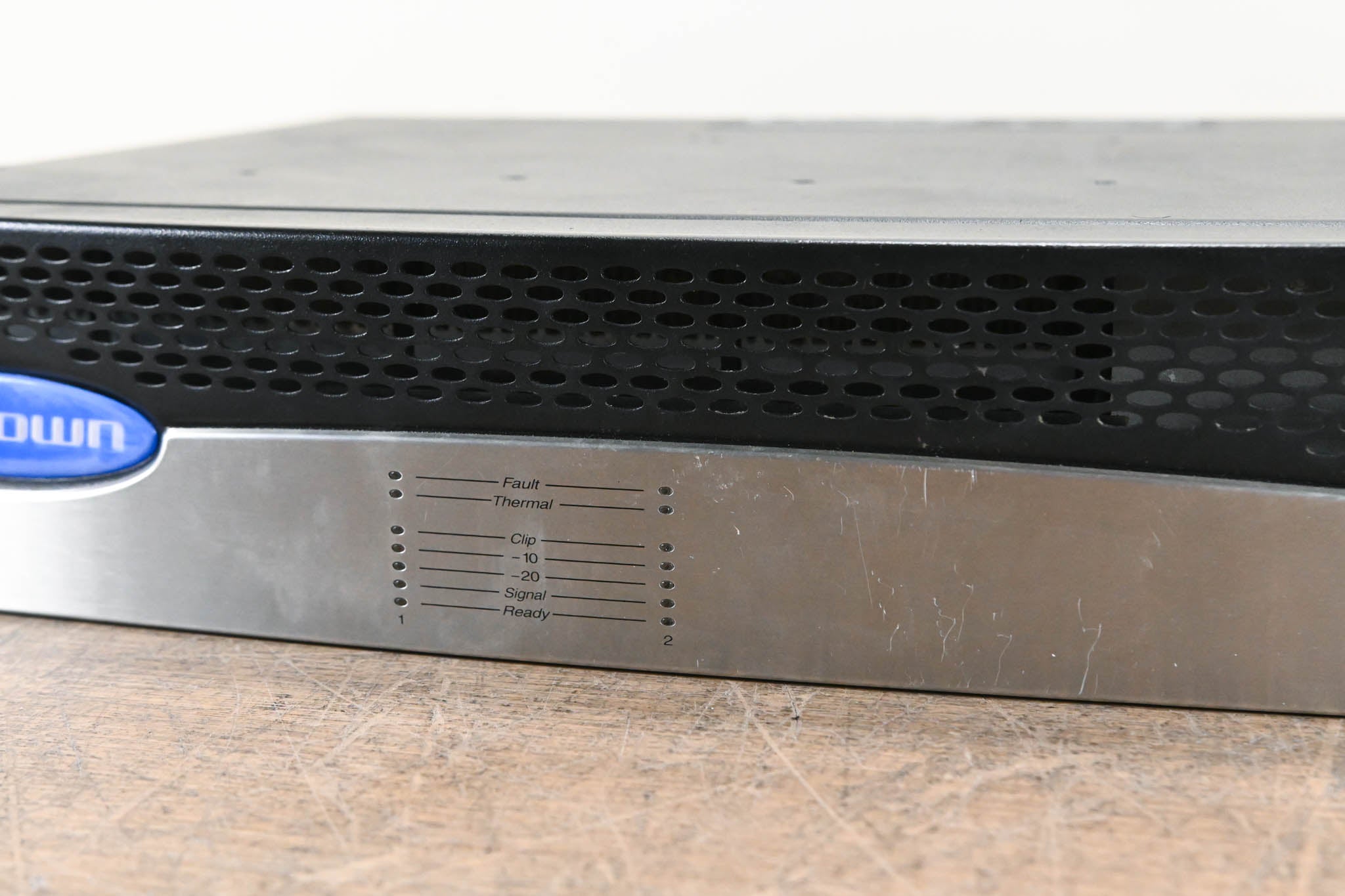 Crown CTs 3000 2-Channel Power Amplifier