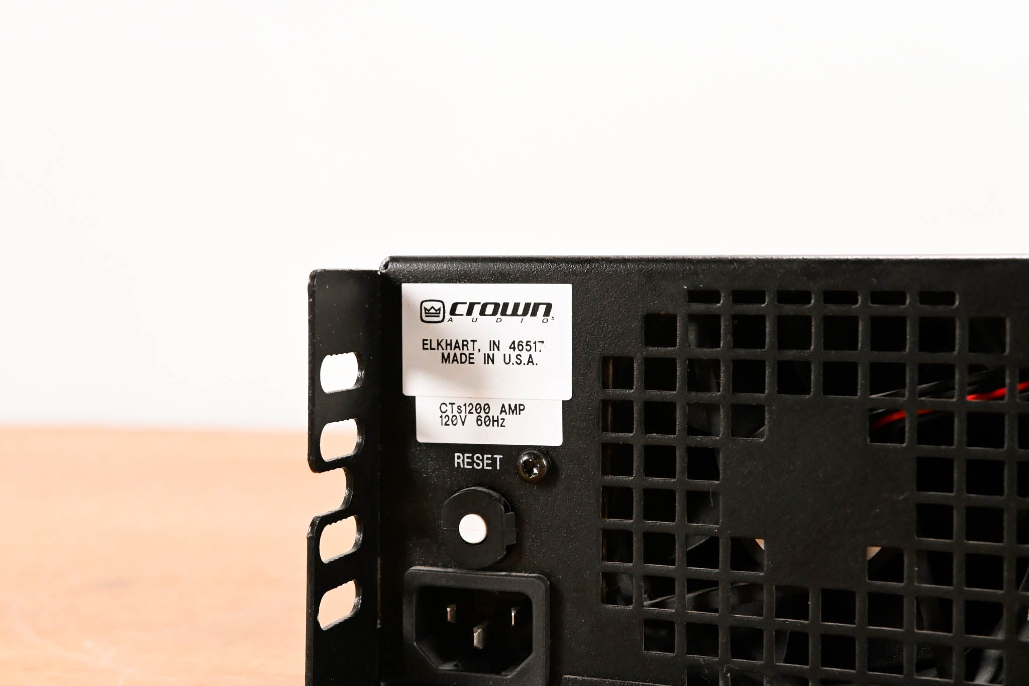 Crown CTs 1200 Two-Channel 600W Power Amplifier