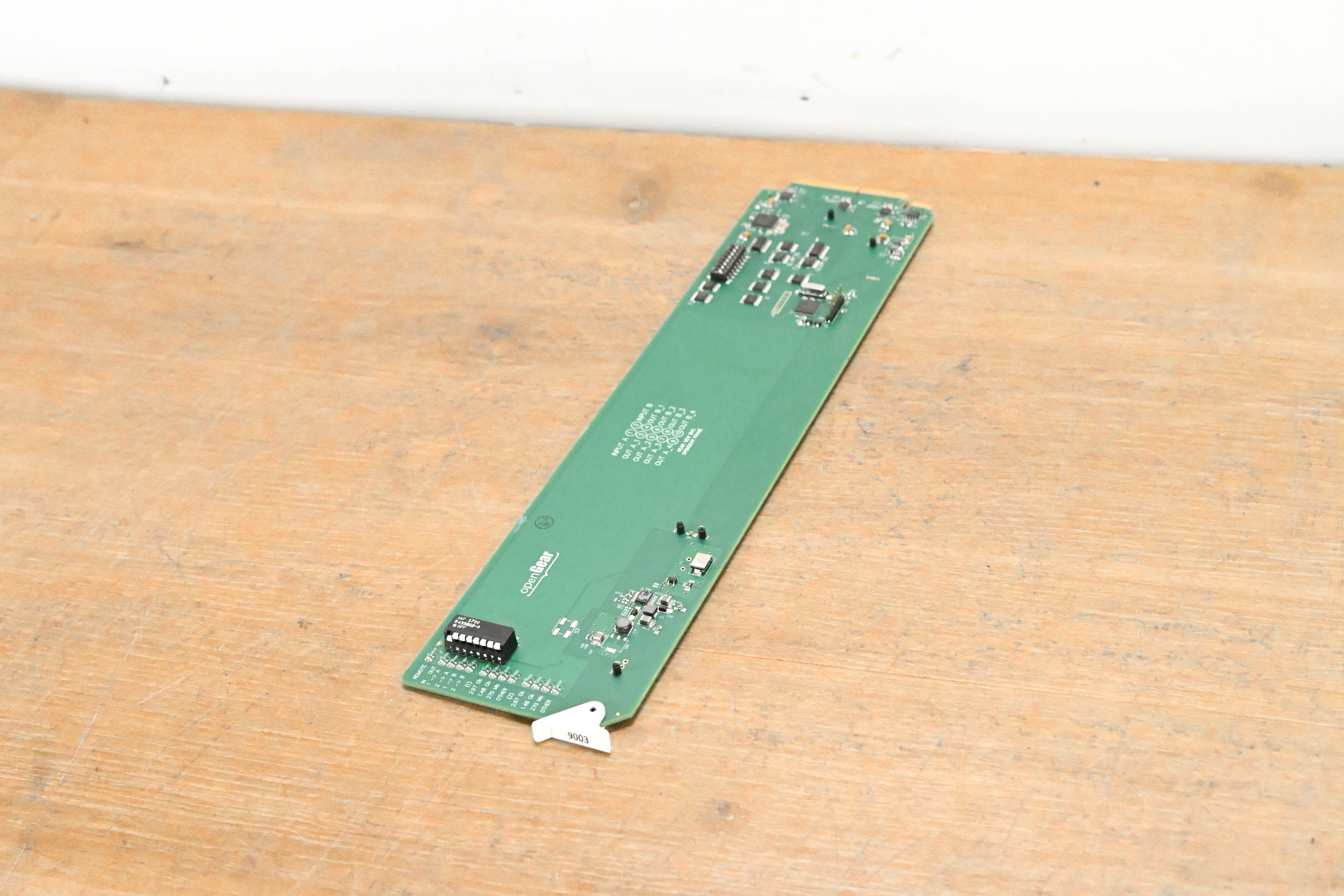 Cobalt 9003 3G/HD/SD Reclocking Distribution Amplifier