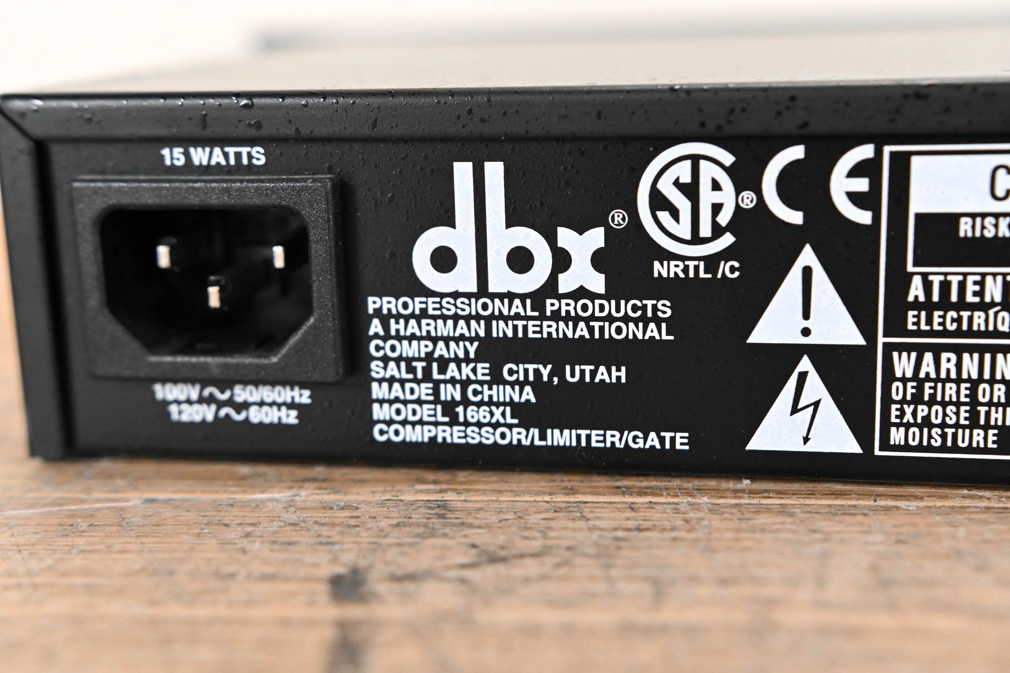 dbx 166XL 2-Channel Compressor/Limiter/Gate