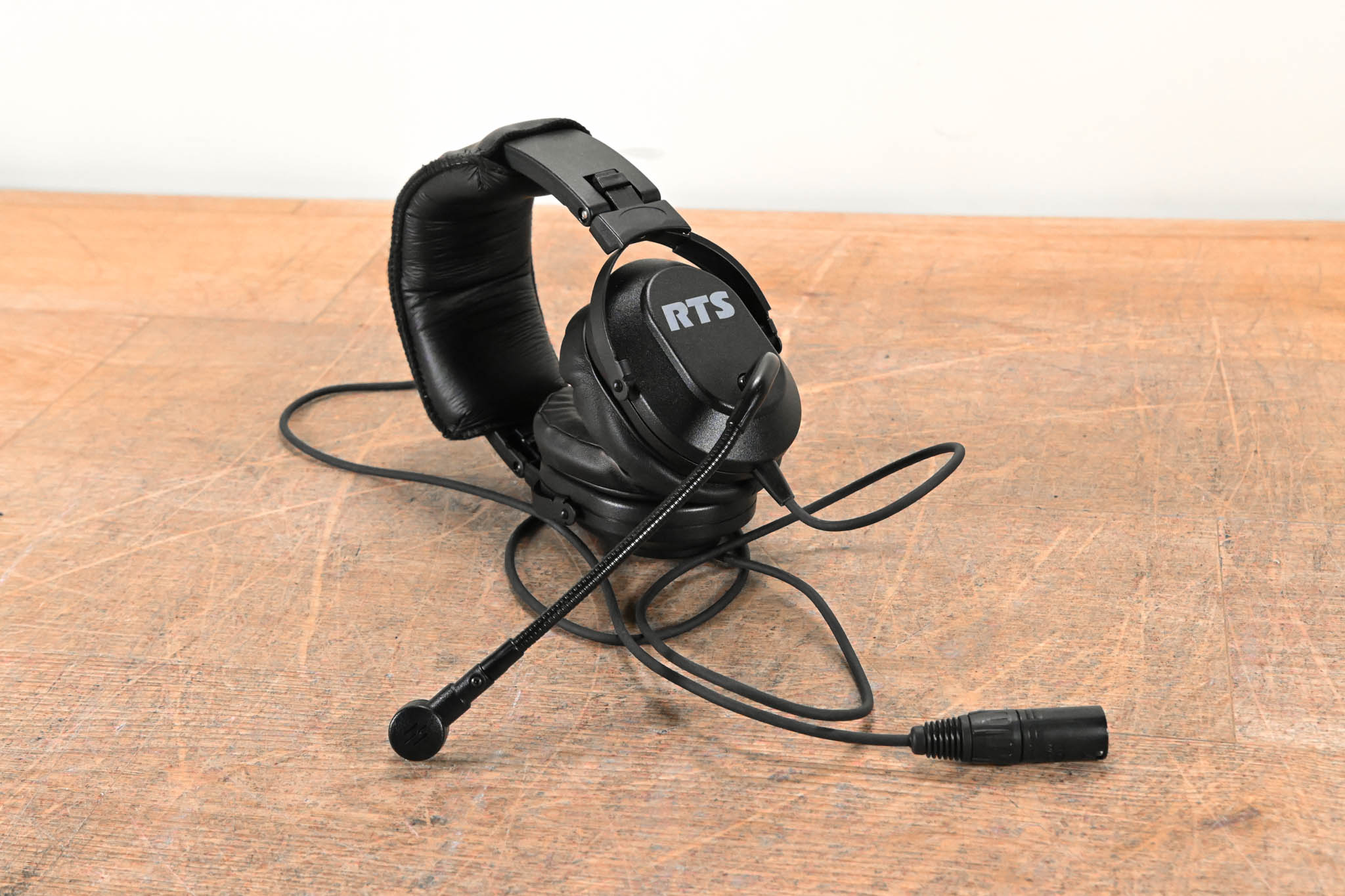 RTS HR-2 A4M Dual-Sided Full-Cushion Medium-Weight Intercom Headset