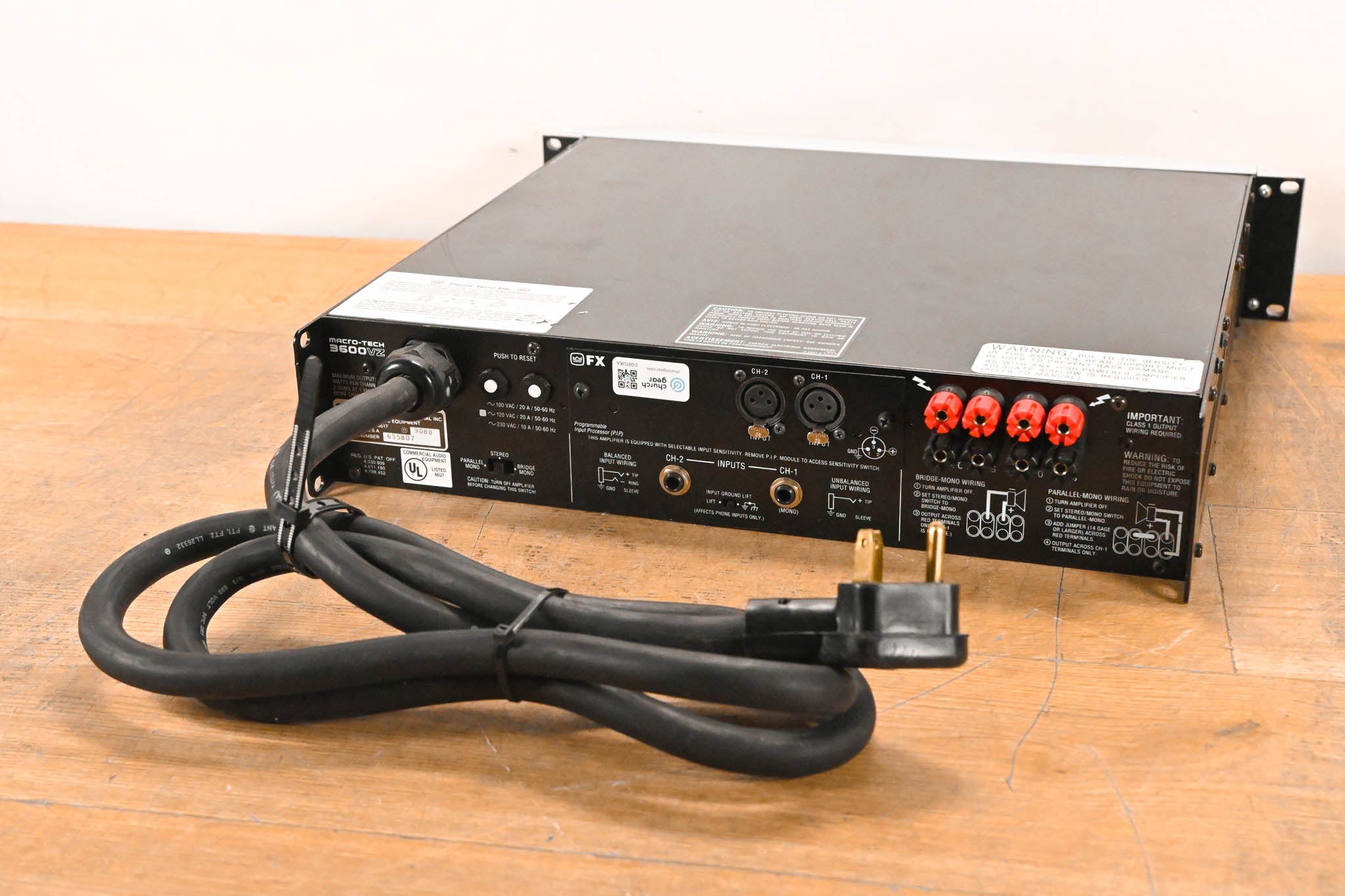 Crown Macro-Tech 3600VZ 2-Channel Power Amplifier