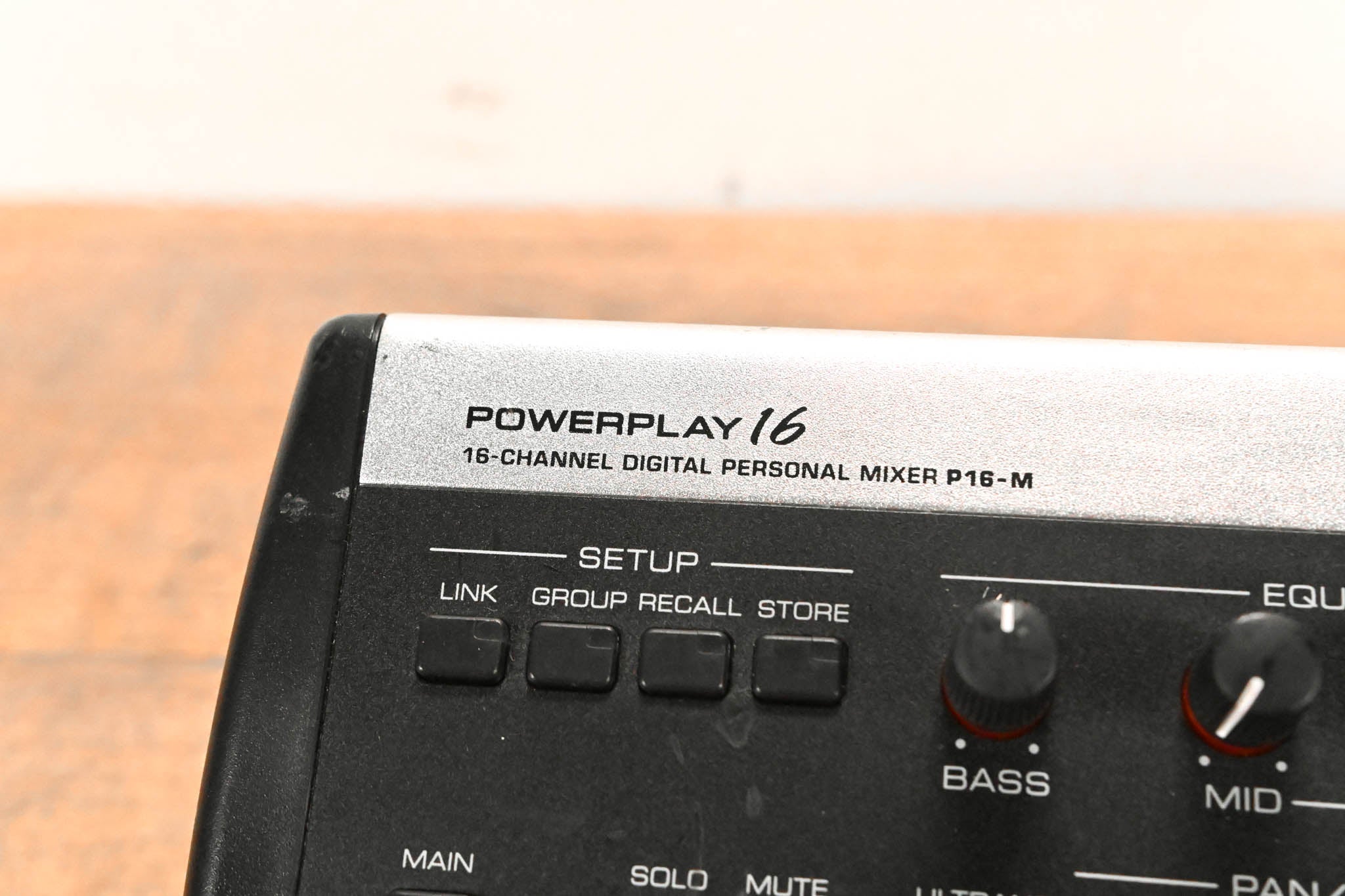 Behringer Powerplay P16-M 16-Channel Digital Personal Mixer