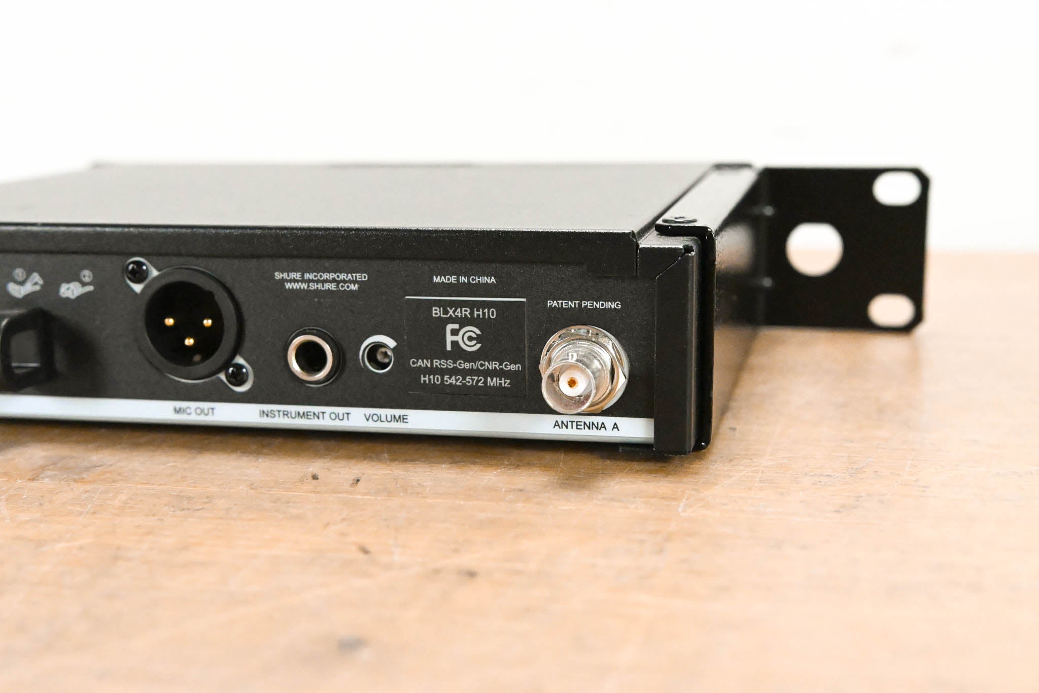 Shure BLX24R/B58 Handheld Wireless System - H10 Band (NO POWER SUPPLY)