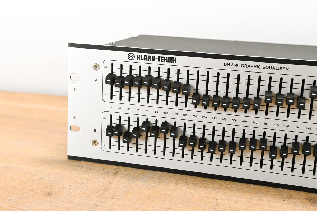 Klark Teknik DN360 2-Channel 30-Band 1/3 Octave Analog Graphic Equalizer